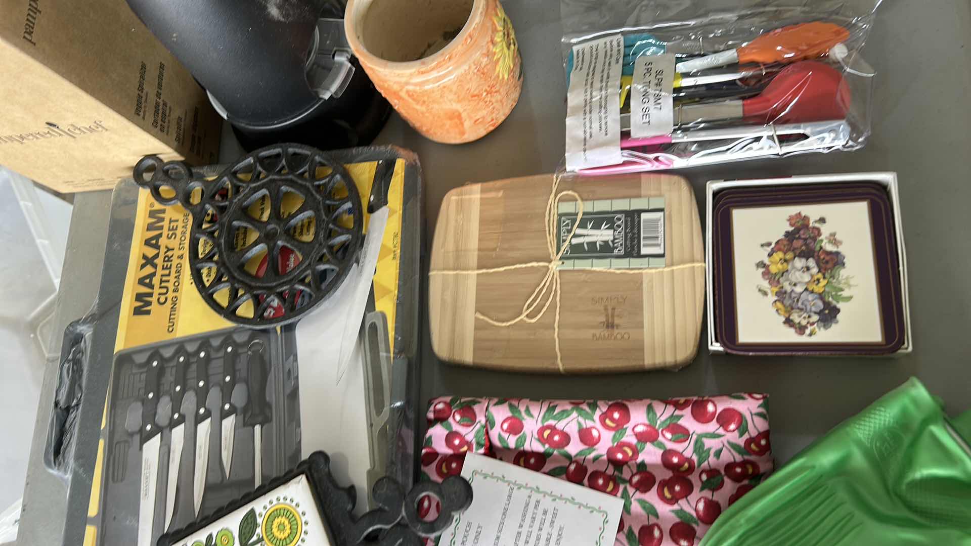 Photo 1 of TOTE FULL OF KITCHEN ITEMS