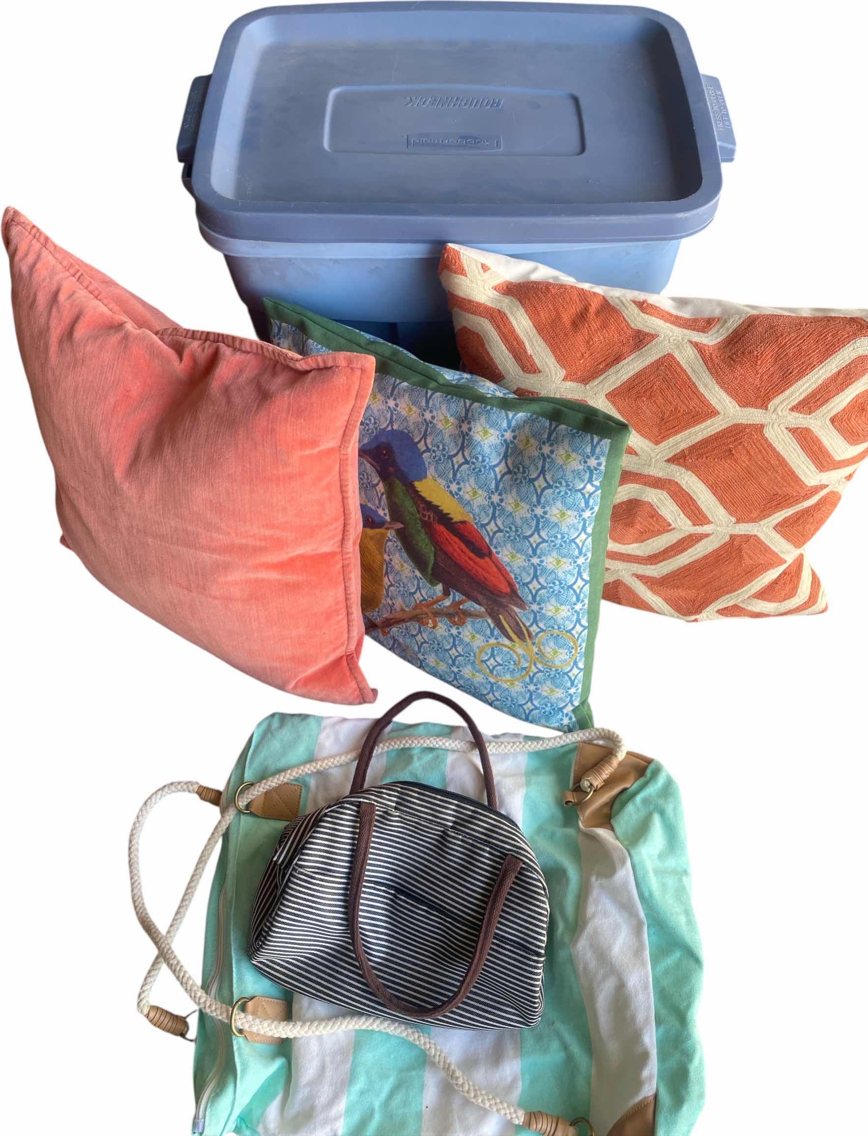 Photo 1 of TOTE WITH 3 TOSS PILLOWS & 2 CANVAS BAGS