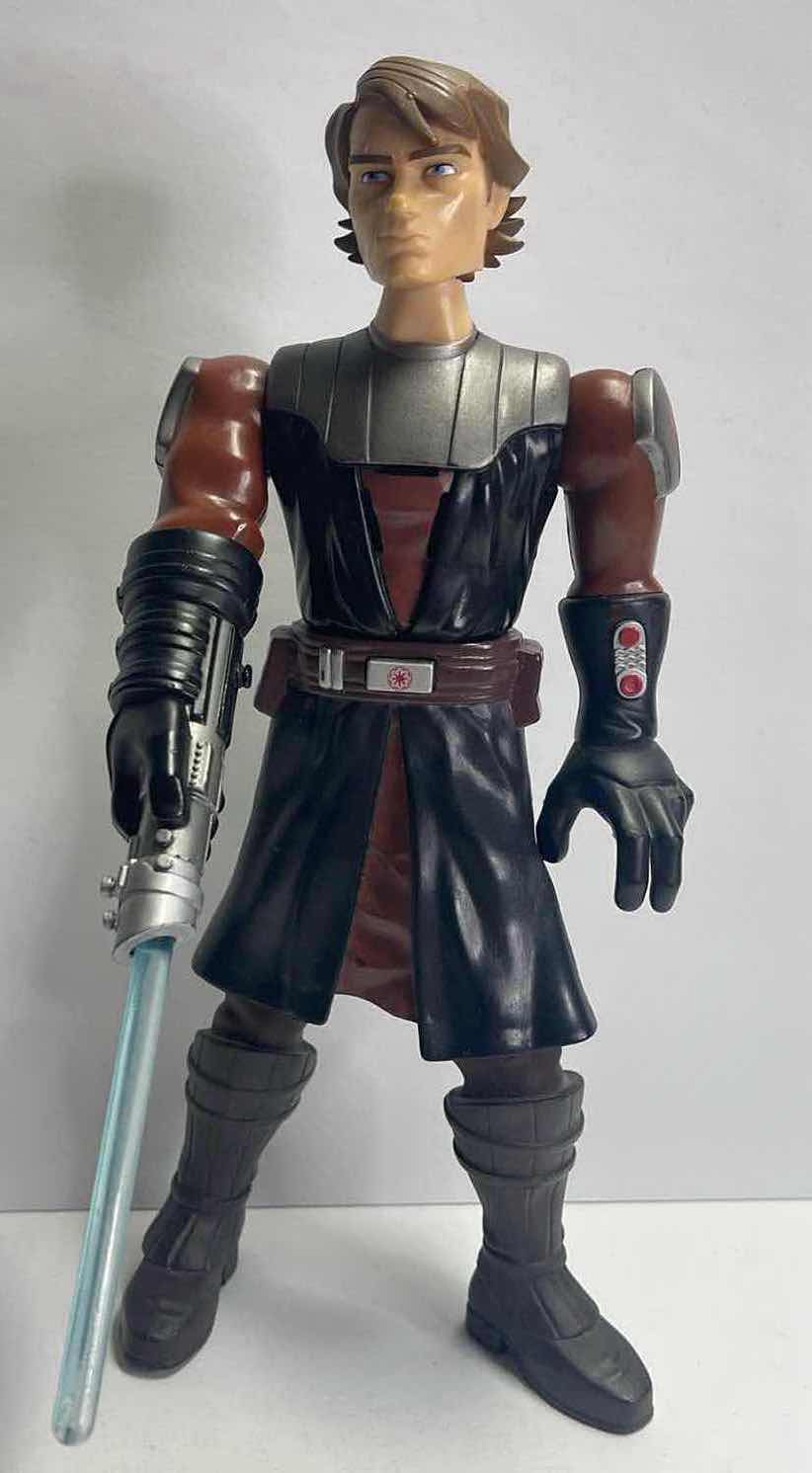 Photo 1 of STAR WARS ACTION FIGURE 2009 ANAKIN SKYWALKER TALKING FEATURE WORKS, LARGE 10IN - RETAIL PRICE $20.00