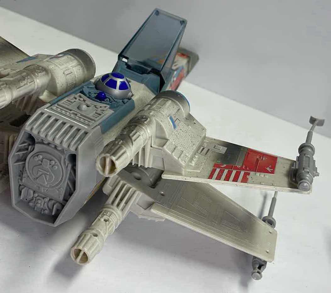 Photo 5 of VINTAGE STAR WARS X-WING FIGHTER ORIGINAL TRILOGY COLLECTION – RETAIL PRICE $30.00