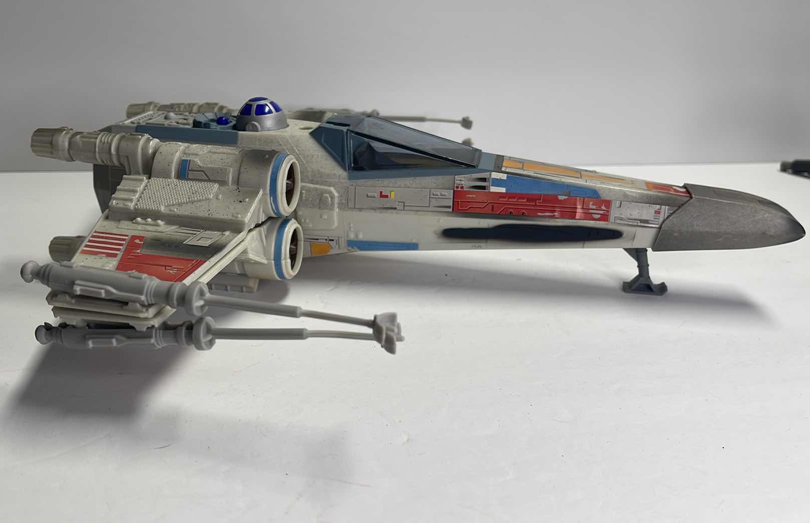 Photo 4 of VINTAGE STAR WARS X-WING FIGHTER ORIGINAL TRILOGY COLLECTION – RETAIL PRICE $30.00