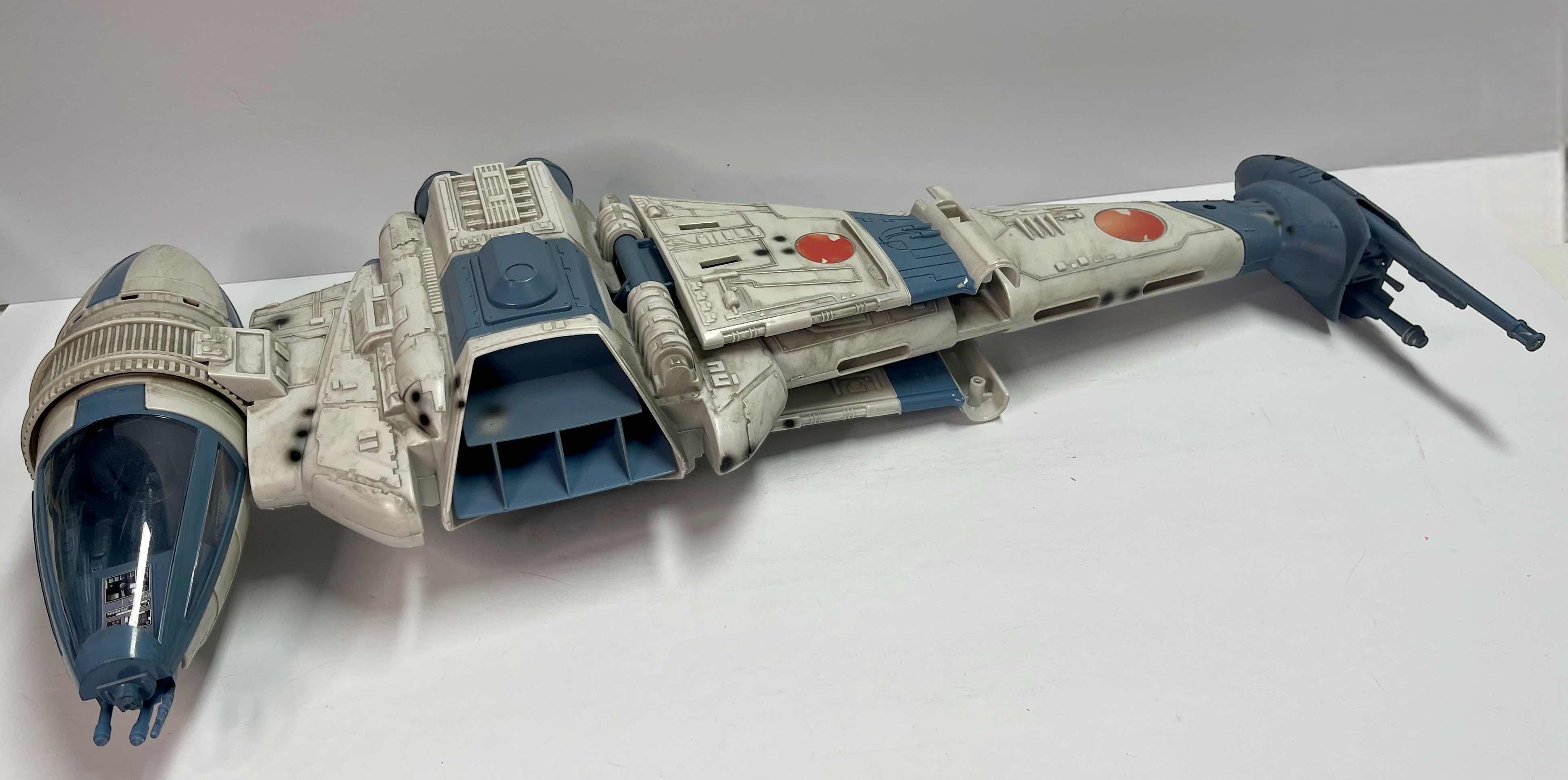 Photo 1 of VINTAGE STAR WARS B-WING STARFIGHTER - $200.00