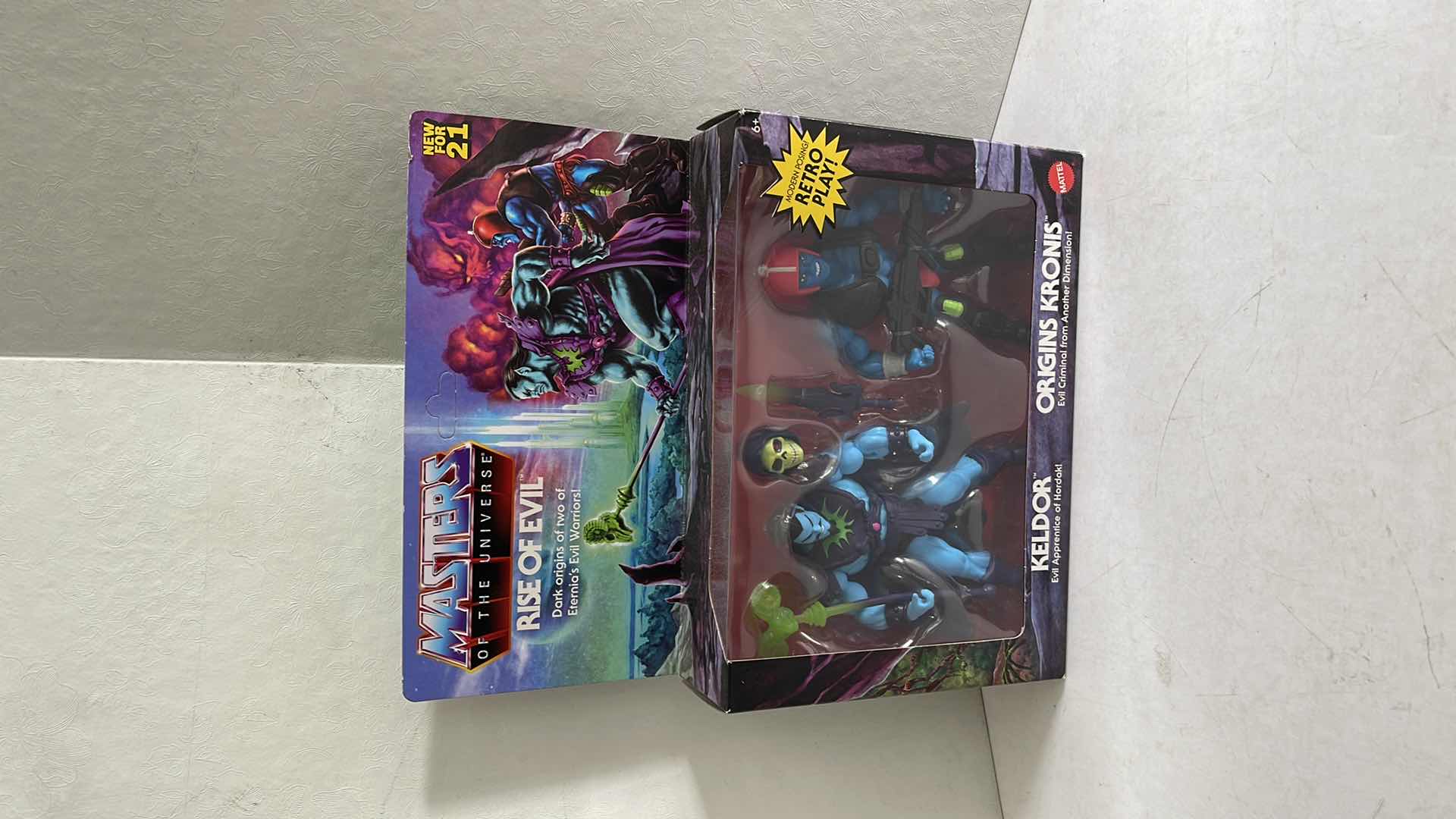 Photo 1 of NIB MASTERS OF THE UNIVERSE KELDOR AND ORIGINS KRONIS MSRP $69.99