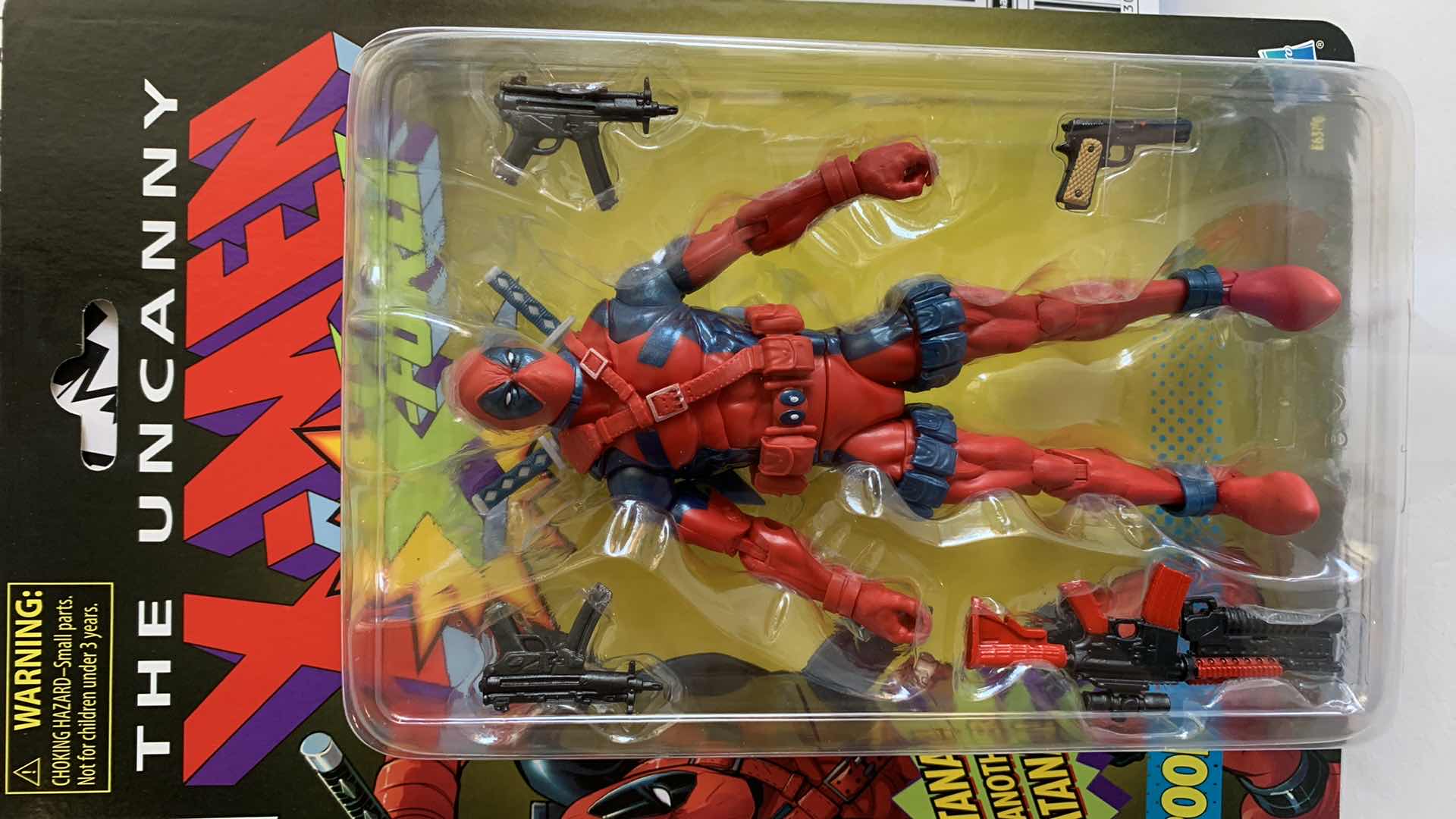 Photo 3 of MARVEL UNCANNY X-MEN DEADPOOL ACTION FIGURE NIB $29