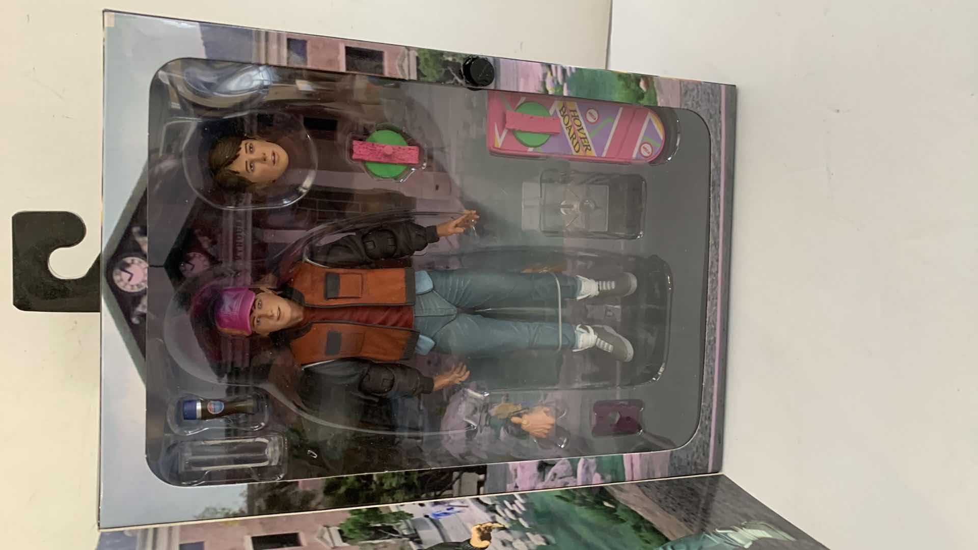 Photo 2 of BACK TO THE FUTURE 2 ULTIMATE MARTY MCFLY ACTION FIGURE NIB $60