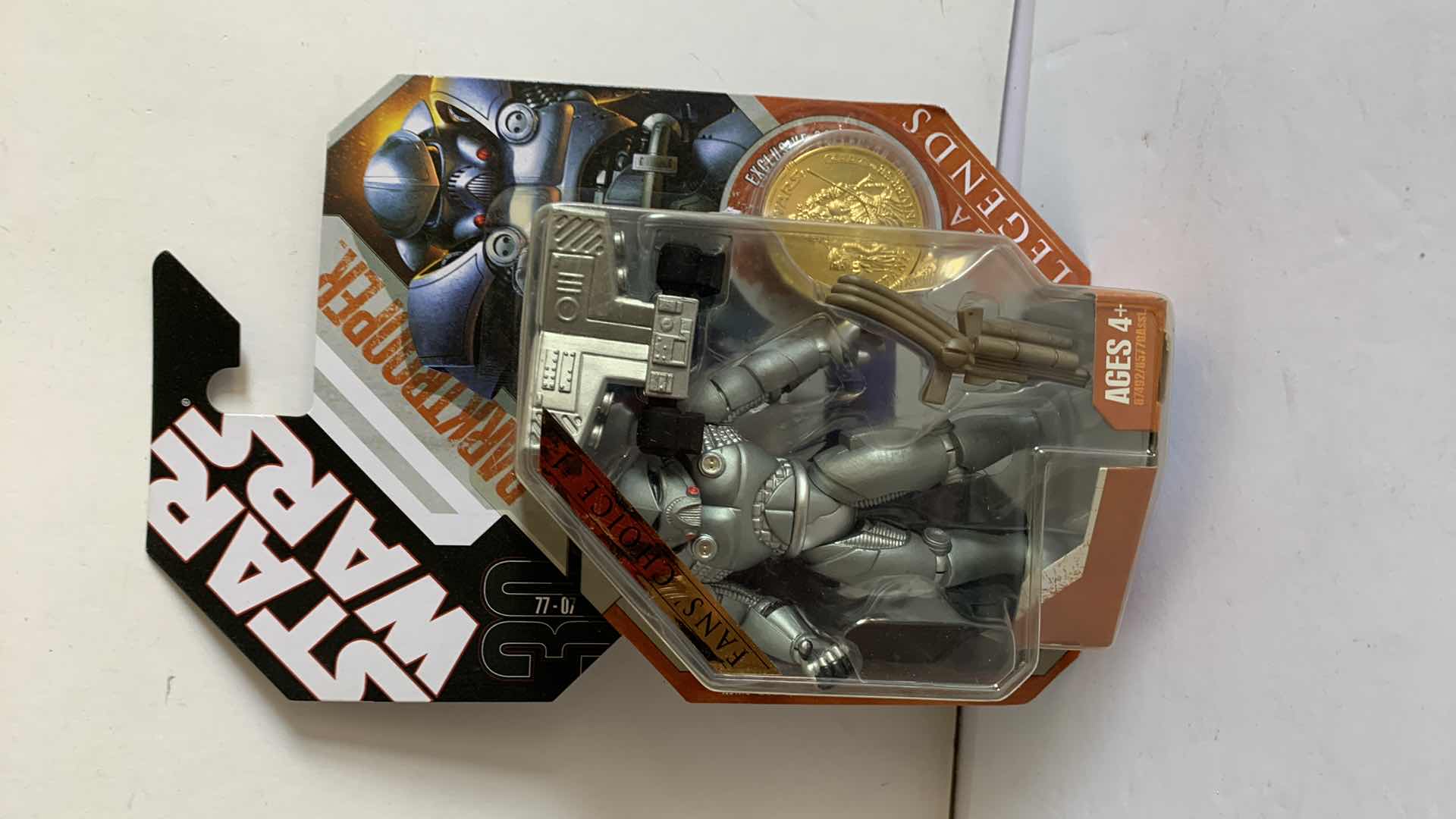 Photo 1 of NEW 2007 STAR WARS 30 YEAR ANNIVERSARY SAGA LEGENDS ACTION FIGURE & ACCESSORIES “DARK TROOPER” W GOLD COLLECTOR COIN 