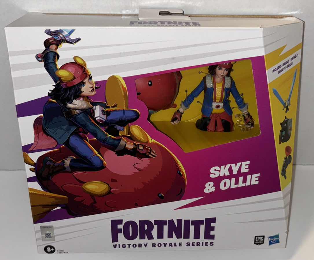 Photo 2 of NEW HASBRO FORTNITE VICTORY ROYALE SERIES “SKYE & OLLIE” COLLECTIBLE ACTION FIGURE & ACCESSORIES