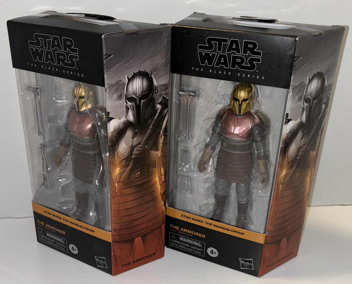 Photo 1 of NEW 2-PACK HASBRO STAR WARS THE BLACK SERIES THE MANDALORIAN ”THE ARMORER” ACTION FIGURE & ACCESSORIES