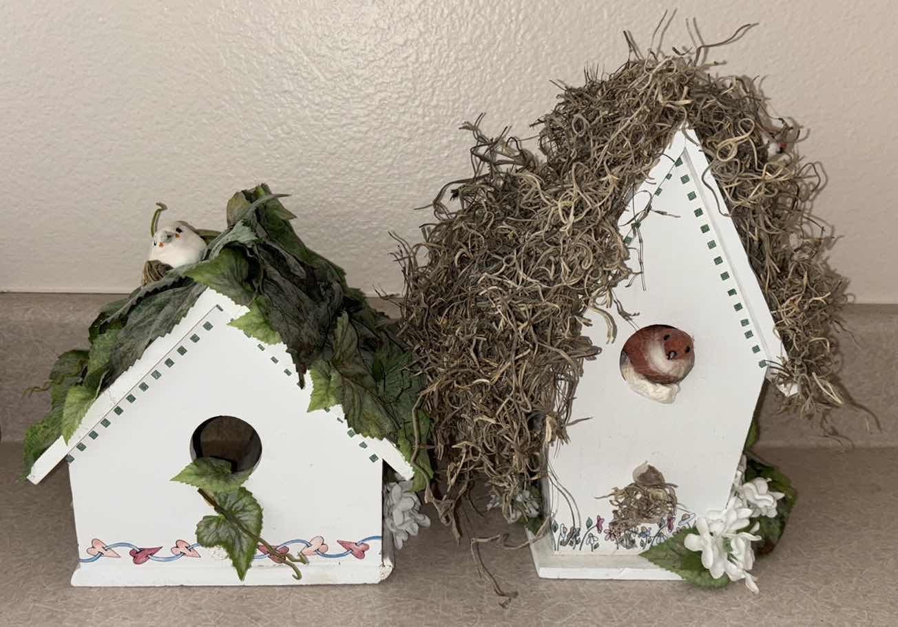 Photo 1 of SHABBY CHIC BIRDHOUSES, 2 PCS (TALLEST IS 6.6” X 8.5” H10”)