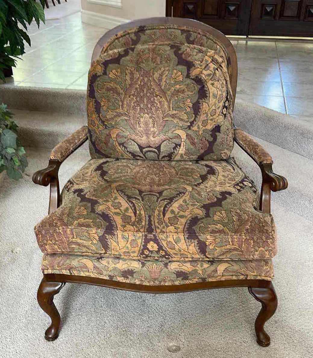 Photo 1 of THOMASVILLE FLORAL UPHOLSTERED LOUNGE CHAIR