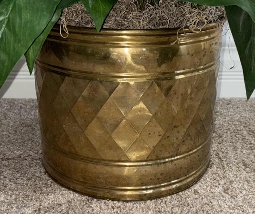 Photo 3 of FAUX LILY PLANT W VINTAGE BRASS PLANTER POT H34”