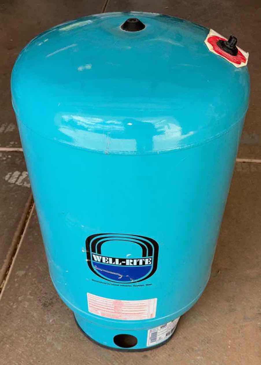 Photo 1 of FLEXCON INDUSTRIES WELL-RITE WELL PRESSURE STEEL 20 GALLON TANK (MODEL WR60R)