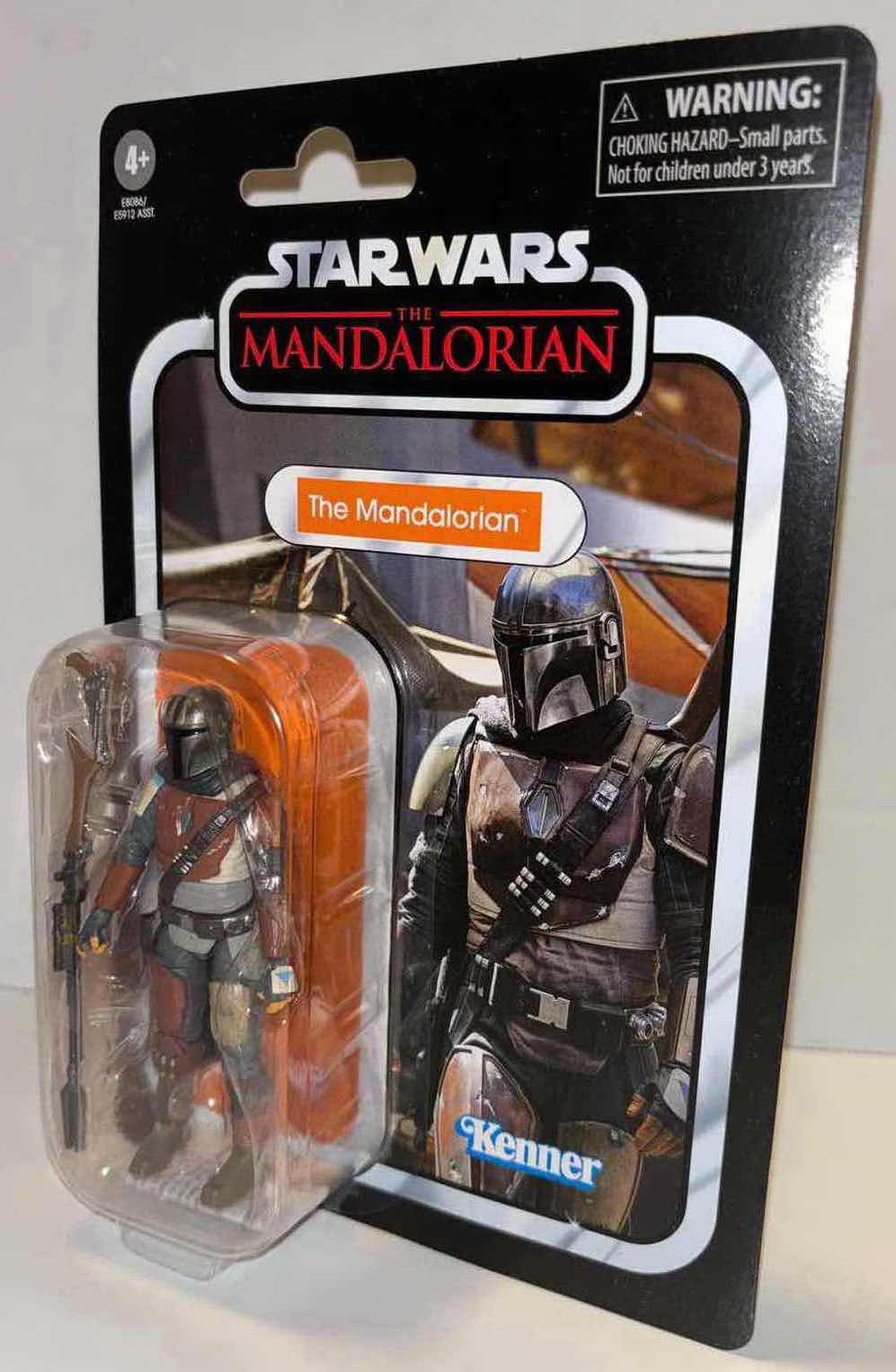 Photo 2 of NEW 4-PACK HASBRO STAR WARS THE VINTAGE COLLECTION ACTION FIGURE & ACCESSORIES, “THE MANDALORIAN”