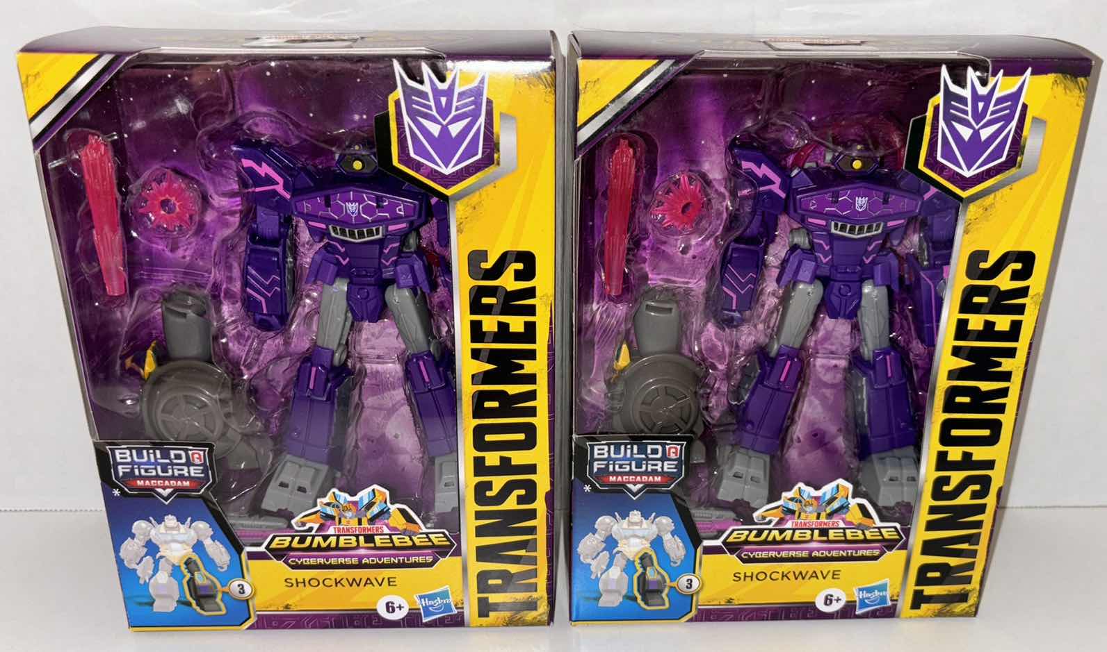 Photo 1 of NEW 2-PACK HASBRO
TRANSFORMERS BUILD A FIGURE
DELUXE CLASS BUMBLEBEE CYBERVERSE ADVENTURES
"SHOCKWAVE" ACTION FIGURE &
ACCESSORIES