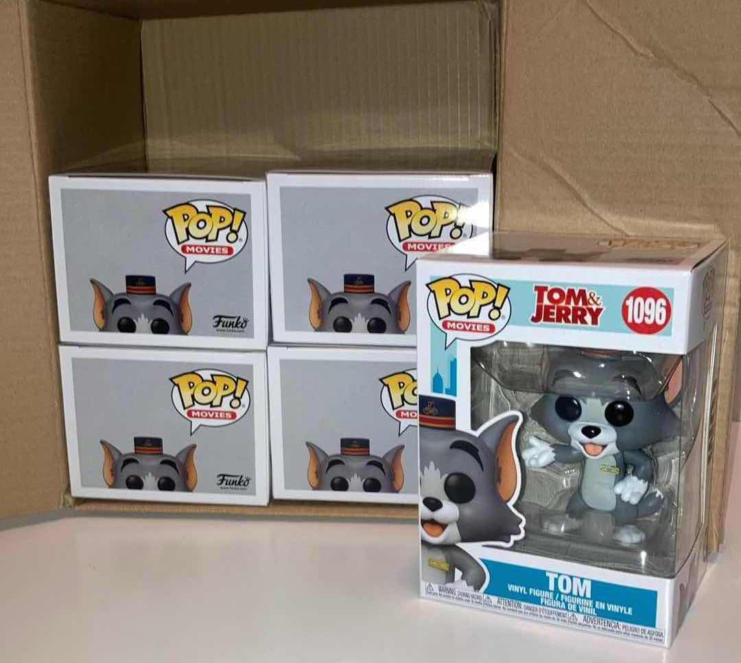 Photo 1 of NEW 5-PACK FUNKO POP! TOM & JERRY VINYL FIGURE, #1096 TOM