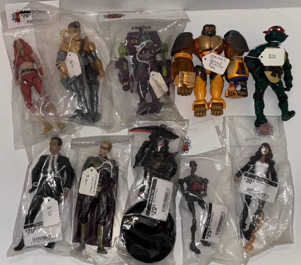 Photo 5 of 27 GAL HDX TOUGH TOTE  FULL OF LOOSE VINTAGE/CURRENT ACTION FIGURES, (WORTH $1000+) **NO RETURNS TO NELLIS**