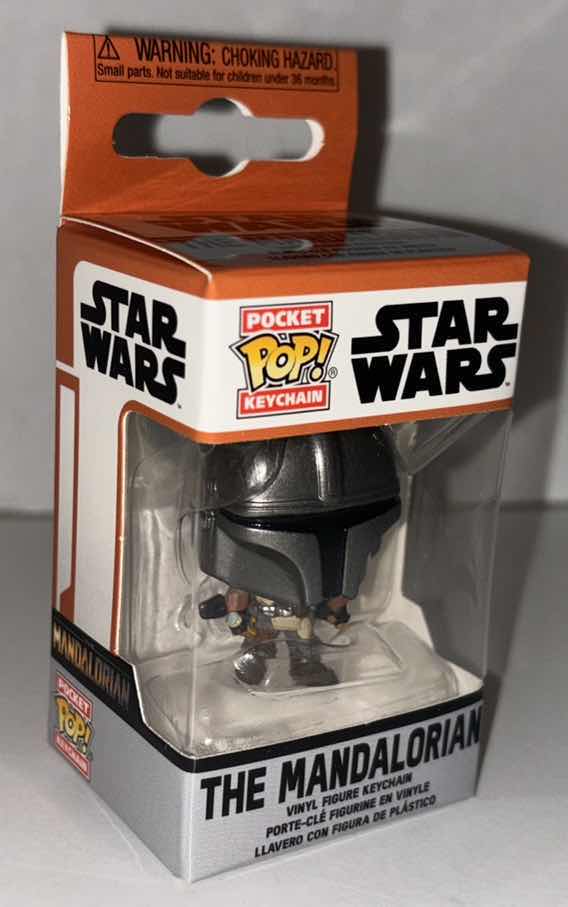 Photo 2 of NEW 12-PACK FUNKO POP!
STAR WARS MANDALORIAN POCKET POP VINYL FIGURE KEYCHAIN “MANDALORIAN”