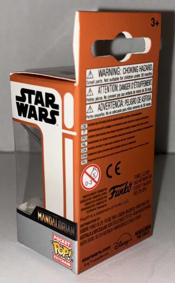 Photo 3 of NEW 12-PACK FUNKO POP!
STAR WARS MANDALORIAN POCKET POP VINYL FIGURE KEYCHAIN “MANDALORIAN”