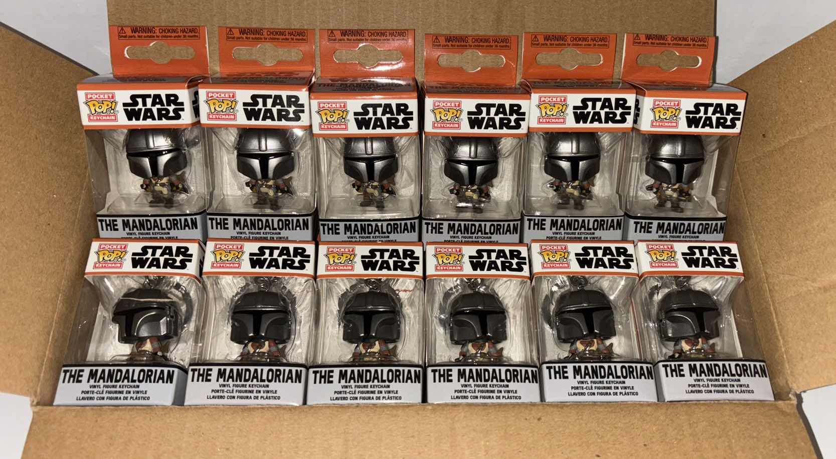 Photo 1 of NEW 12-PACK FUNKO POP!
STAR WARS MANDALORIAN POCKET POP VINYL FIGURE KEYCHAIN “MANDALORIAN”