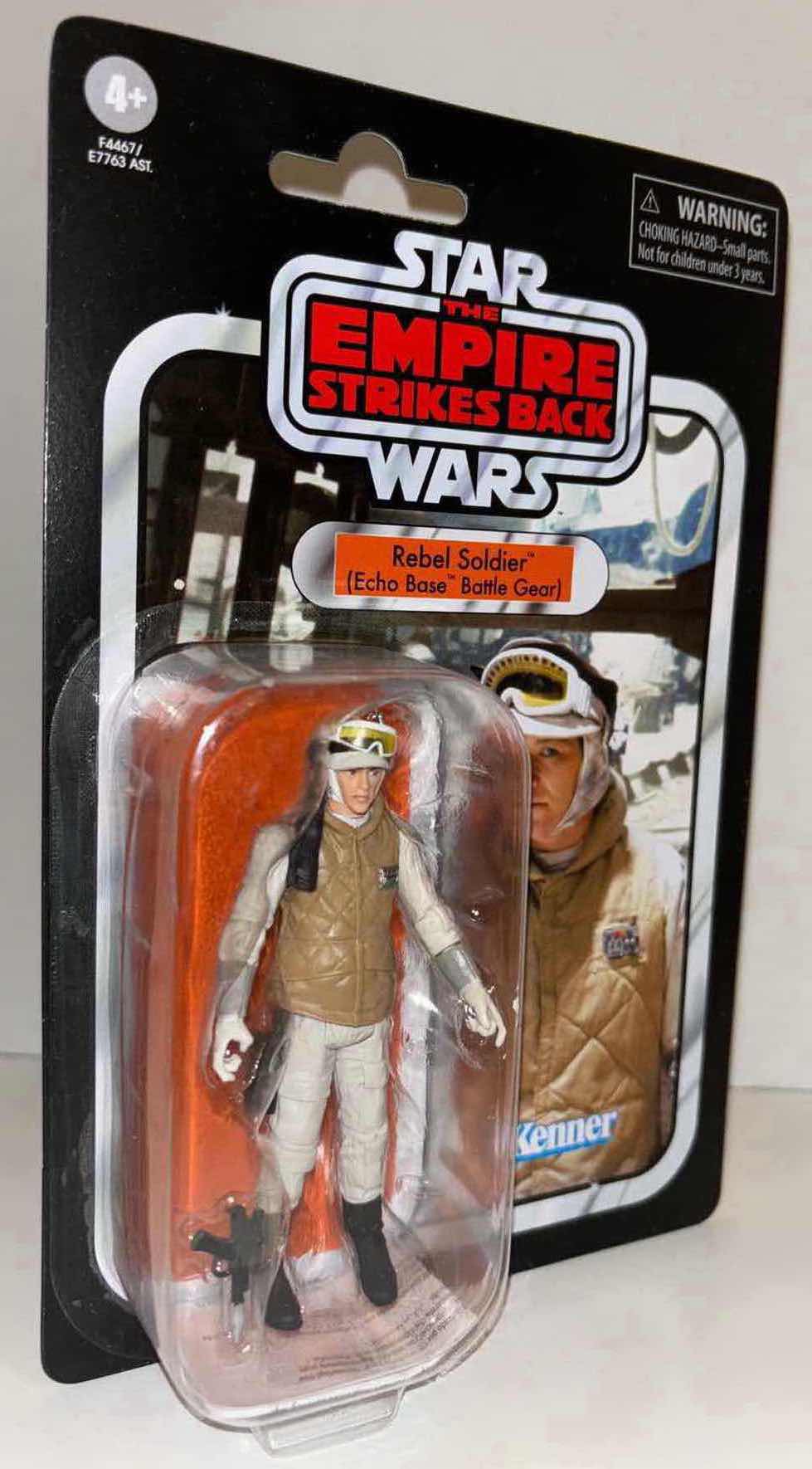 Photo 2 of NEW 4-PACK HASBRO STAR WARS THE VINTAGE COLLECTION ACTION FIGURE & ACCESSORIES, THE EMPIRE STRIKES BACK
"REBEL SOLDIER (ECHO BASE
BATTLE GEAR)"