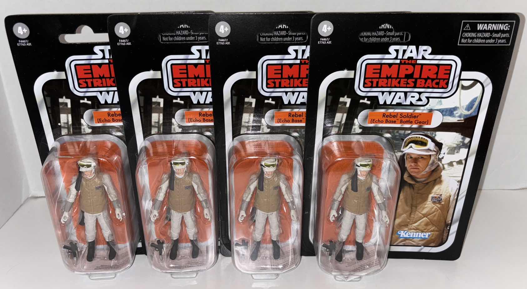 Photo 1 of NEW 4-PACK HASBRO STAR WARS THE VINTAGE COLLECTION ACTION FIGURE & ACCESSORIES, THE EMPIRE STRIKES BACK
"REBEL SOLDIER (ECHO BASE
BATTLE GEAR)"