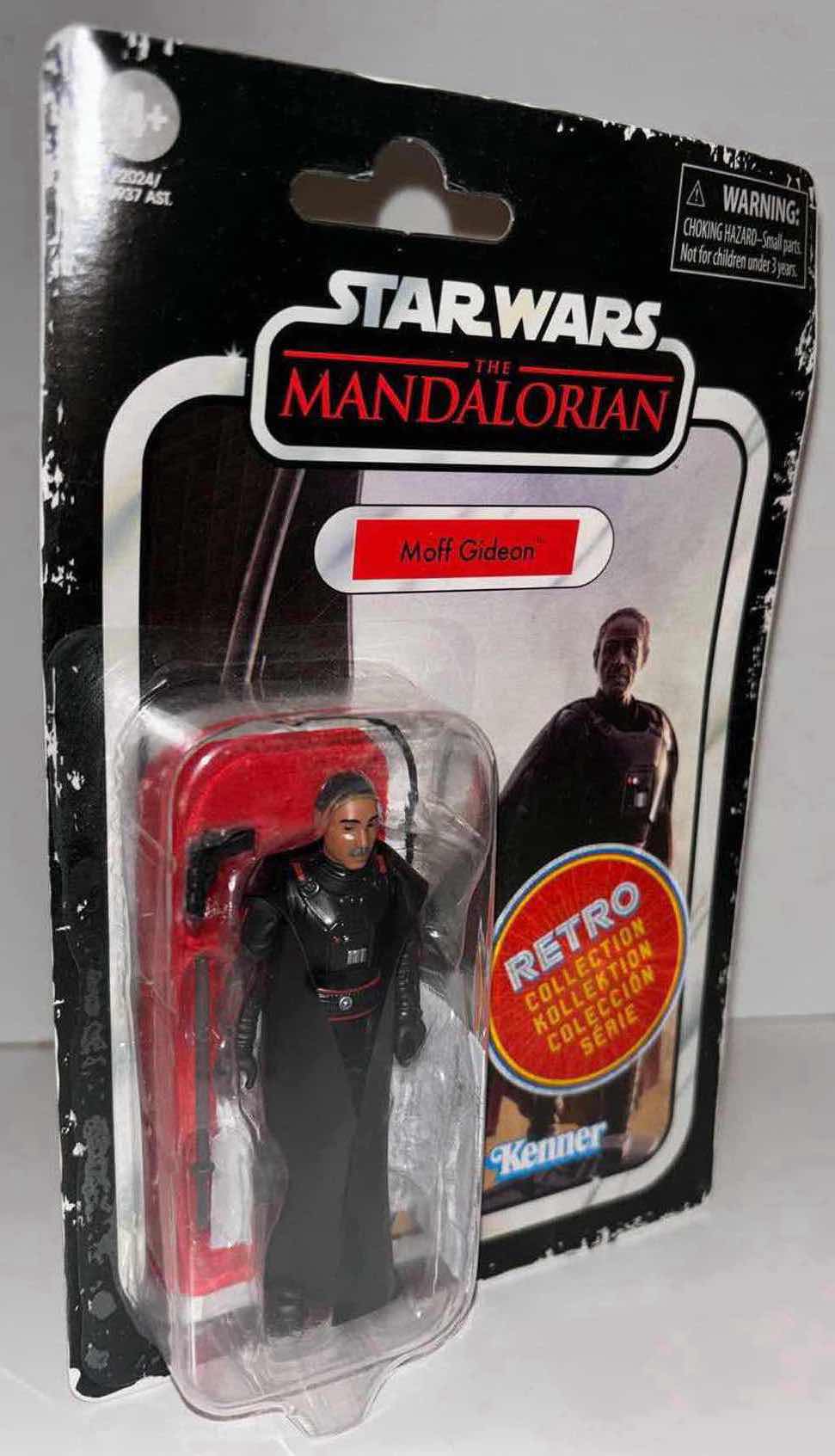 Photo 6 of NEW ASSORTED 8-PACK CASE HASBRO KENNER STAR WARS THE RETRO COLLECTION ACTION FIGURE & ACCESSORIES, "THE
MANDALORIAN ASSORTED SET OF
8"