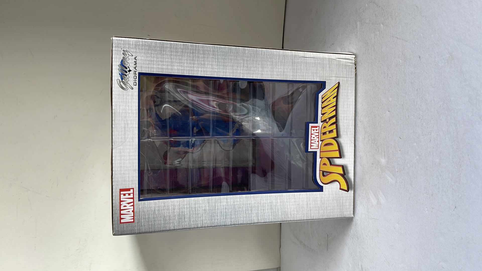 Photo 2 of NIB MARVEL SPIDER-MAN PVC DIORAMA MSRP $70