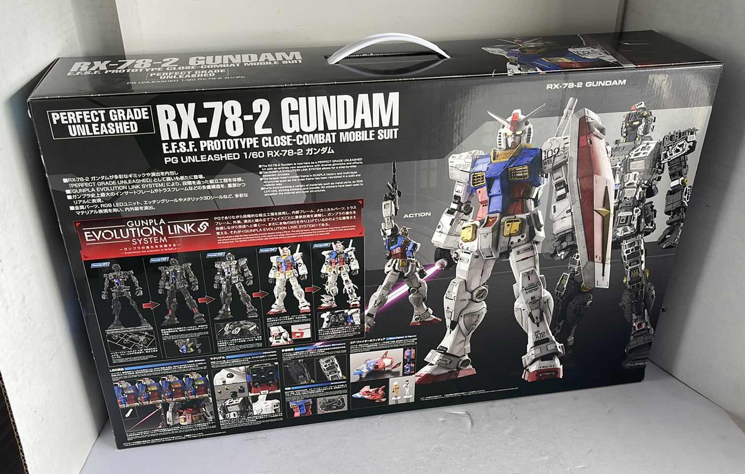 Photo 2 of NIB RX-78-2 GUNDAM EFSF PROTOTYPE CLOSE COMBAT MOBILE SUIT MSRP $175