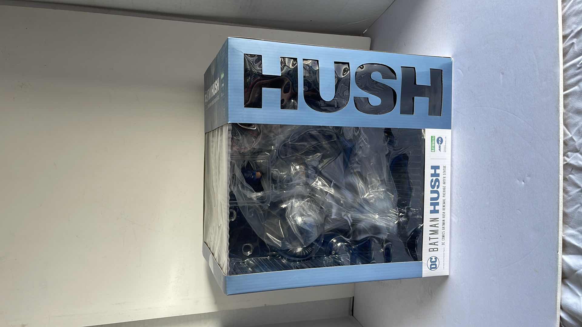 Photo 1 of NIB DC BATMAN HUSH RENEWAL PACKAGE ARTFX STATUE MSRP $125