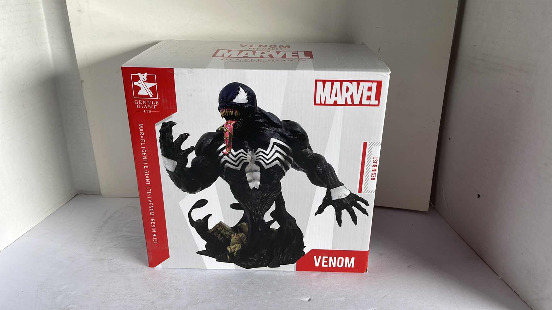 Photo 1 of NIB MARVEL VENOM RESIN BUST MSRP $110