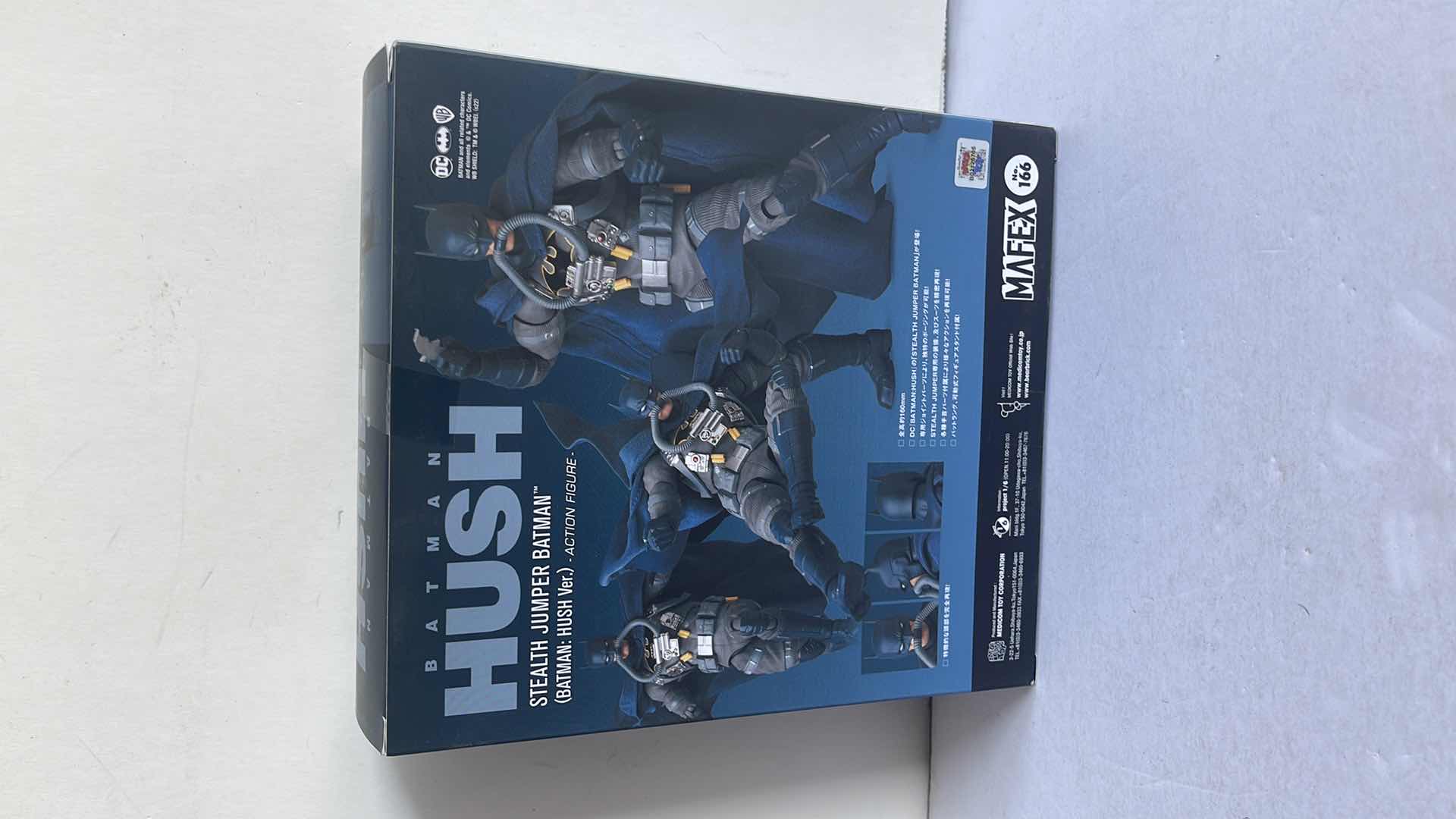 Photo 2 of NIB DC BATMAN HUSH STEALTH JUMPER BATMAN