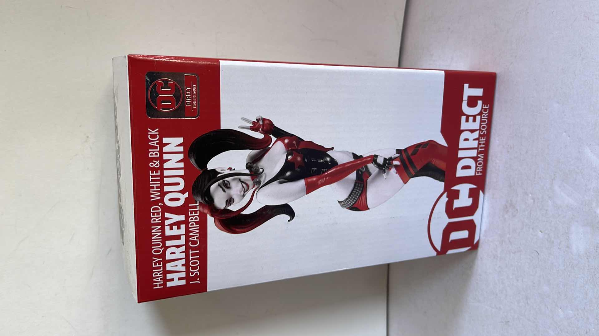 Photo 1 of NIB DC DIRECT FROM THE SOURCE J. SCOTT CAMPBELL HARLEY QUINN RED WHITE & BLACK LIMITED AND NUMBERED MSRP $100