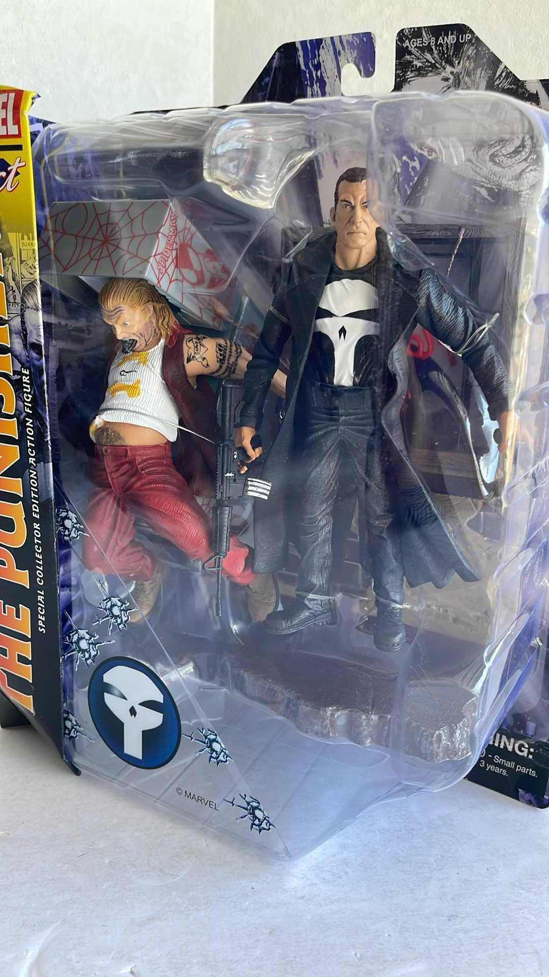 Photo 4 of NIB MARVEL SELECT THE PUNISHER SPECIAL COLLECTION EDITION MSRP $49.99