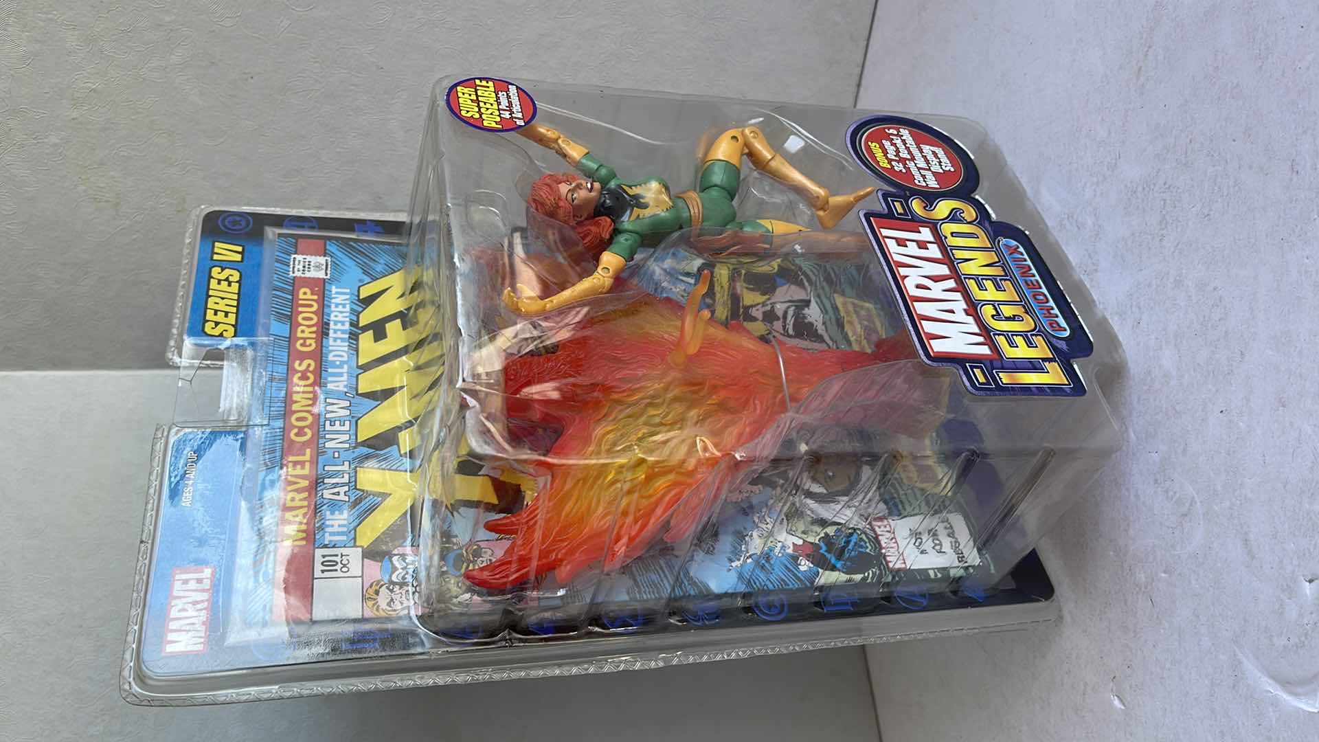 Photo 4 of NIB 2004 MARVEL LEGENDS PHOENIX SERIES IV X-MEN COMIC MSRP $49.99