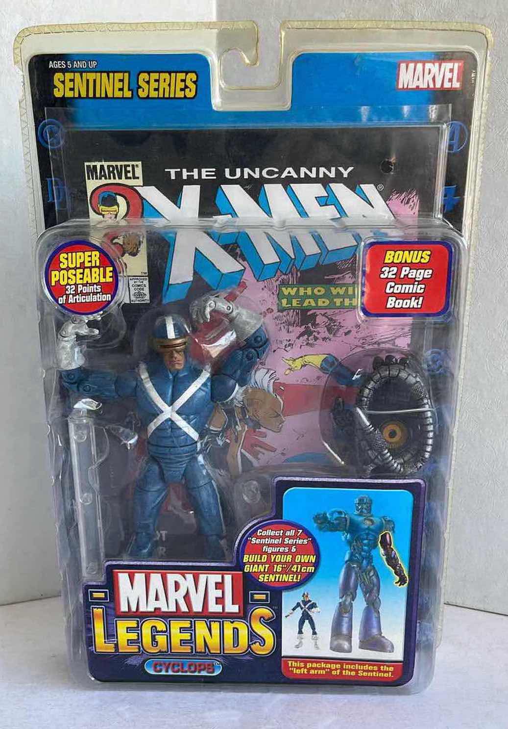 Photo 1 of NIB 2005 MARVEL LEGENDS CYCLOPS SENTINEL SERIES WITH X-MEN COMIC MSRP $35.99