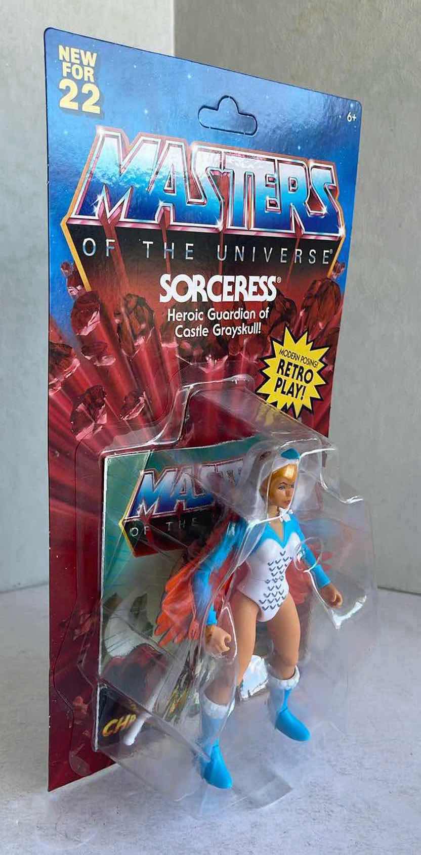 Photo 4 of NIB MASTERS OF THE UNIVERSE SORCERESS RETRO PLAY 