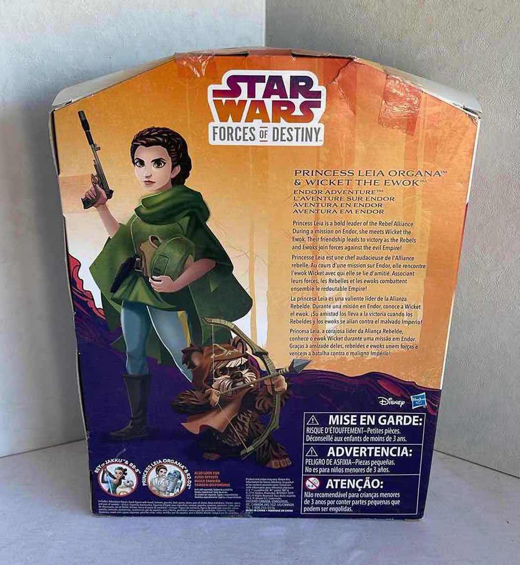 Photo 2 of NIB HASBRO STAR WARS FORCES OF DESTINY PRINCESS LEIA ORGANA & WICKET THE EWOK MSRP $22.99