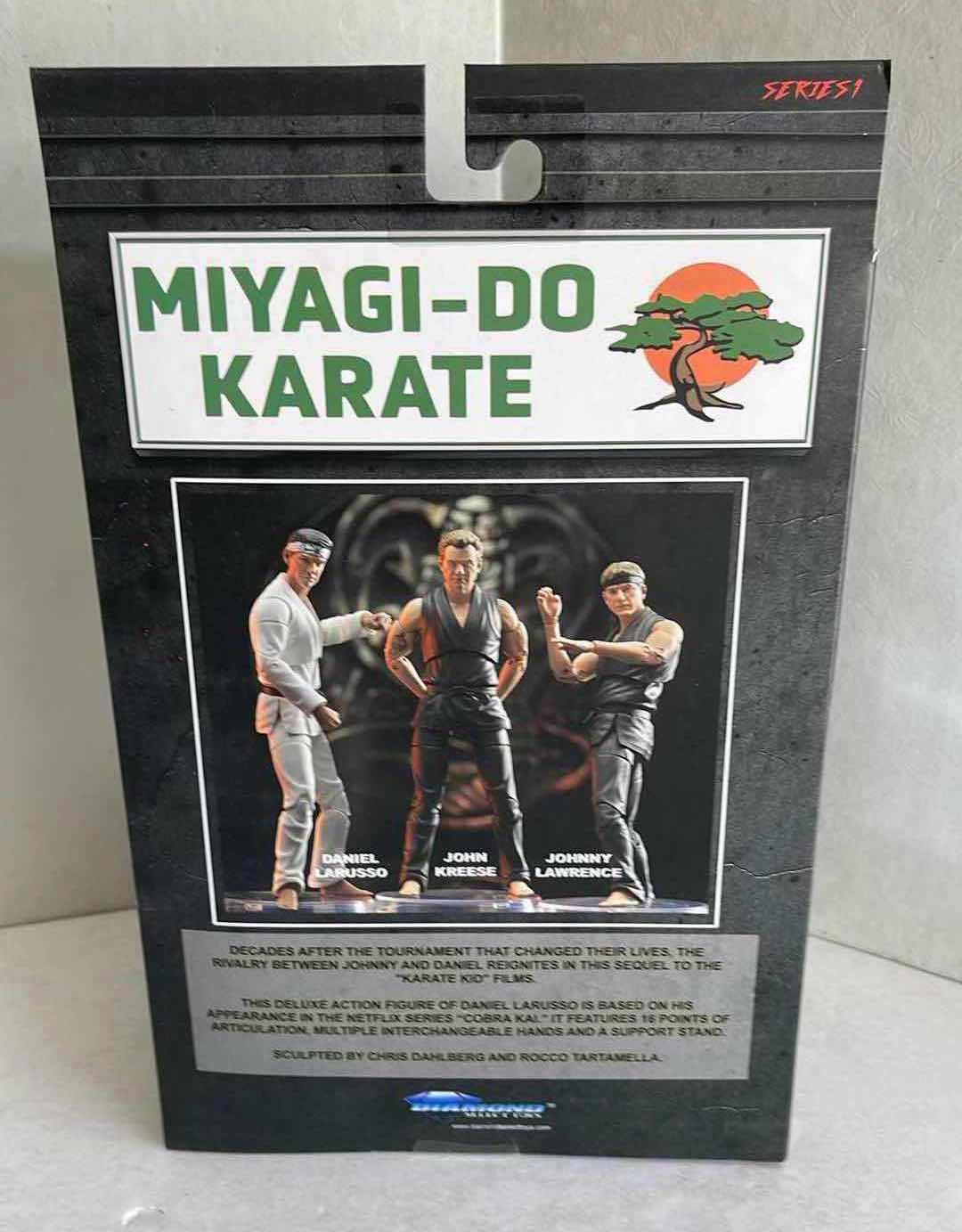 Photo 2 of NIB DIAMOND SELECT TOYS COBRA KAI DANIEL LARUSSO MSRP $25