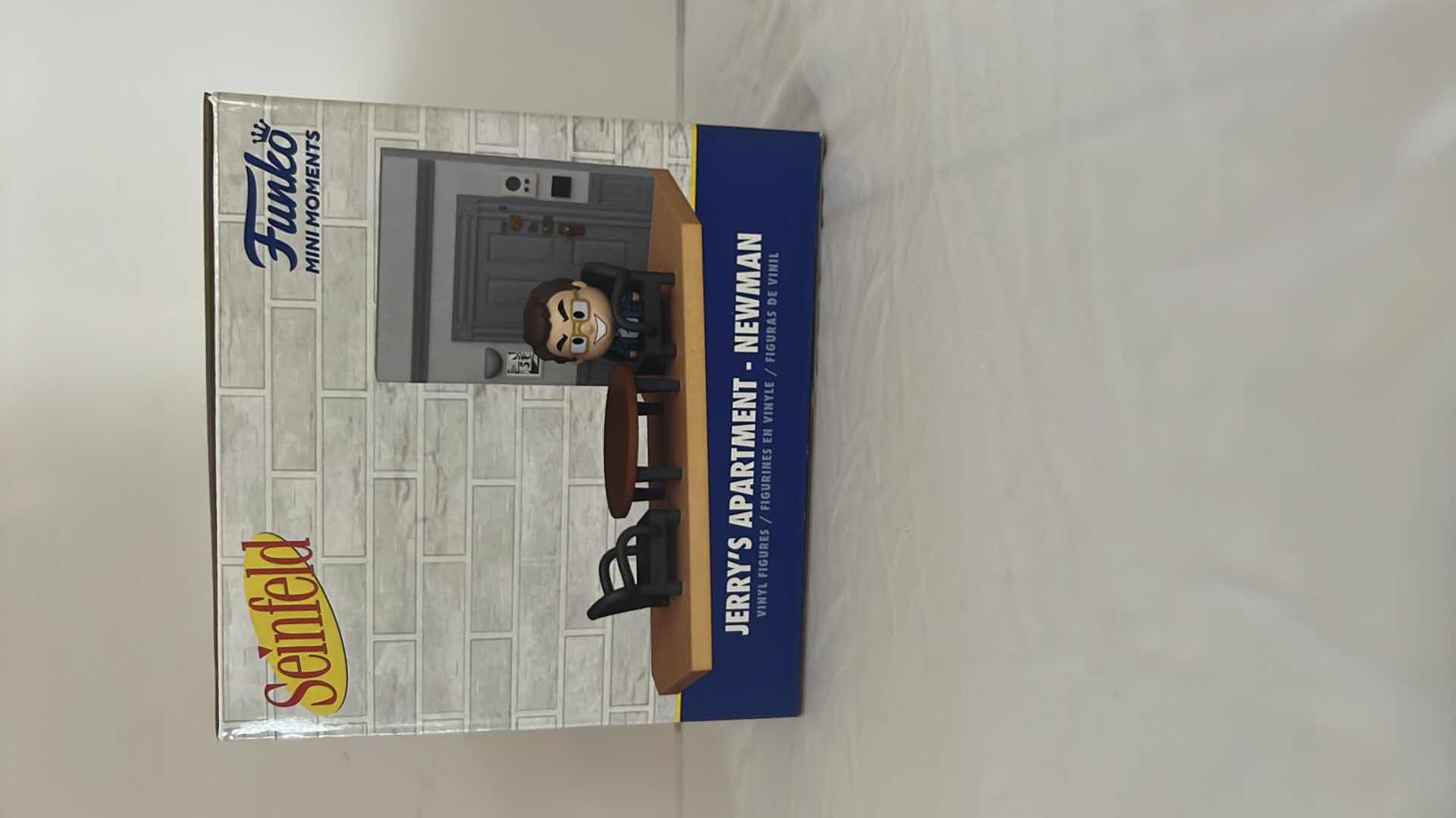 Photo 3 of NEW FUNKO MINI MOMENTS SEINFELD JERRY'S APARTMENT "NEWMAN" MSRP $32