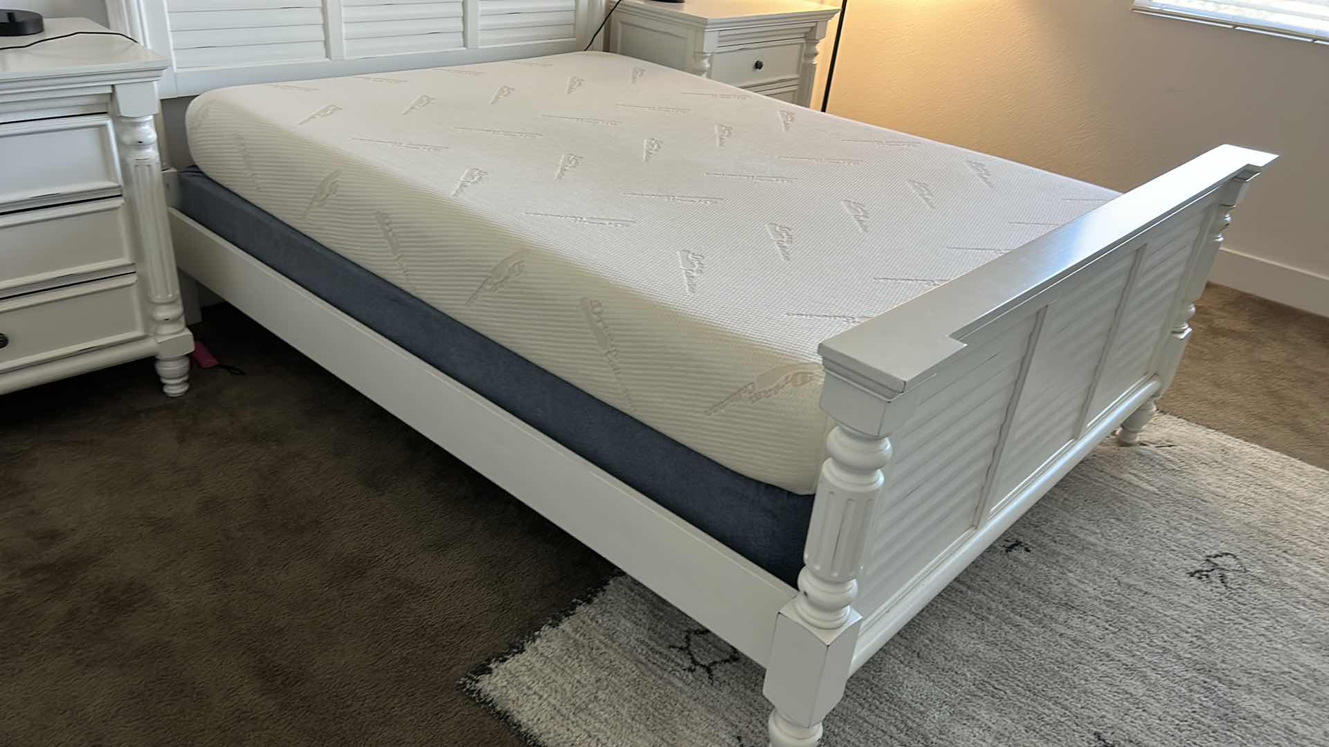 Photo 1 of DREAM COLLECTION MEMORY FOAM QUEEN MATTRESS AND BOX SPRINGS