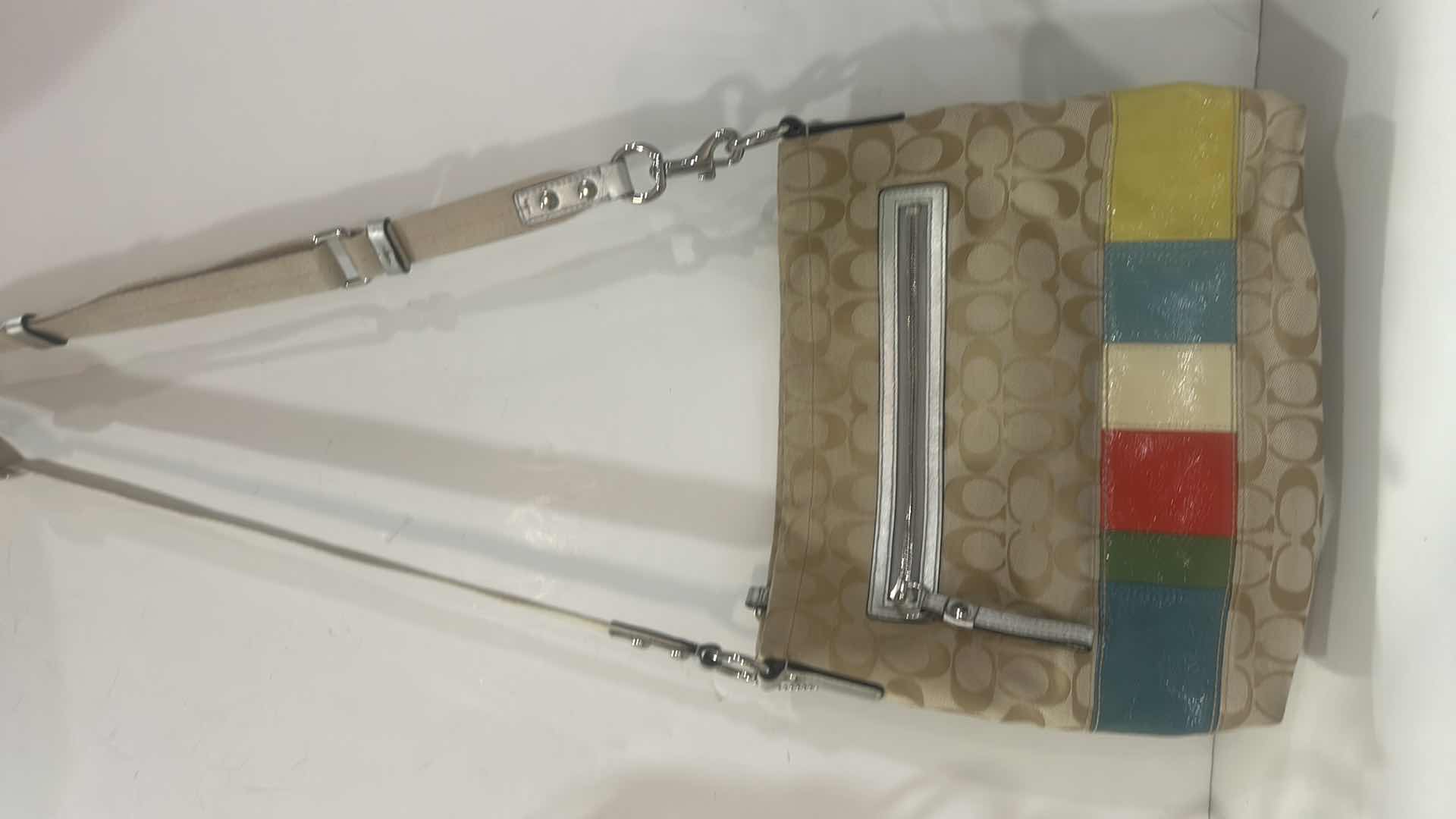 Photo 5 of COACH HANDBAG