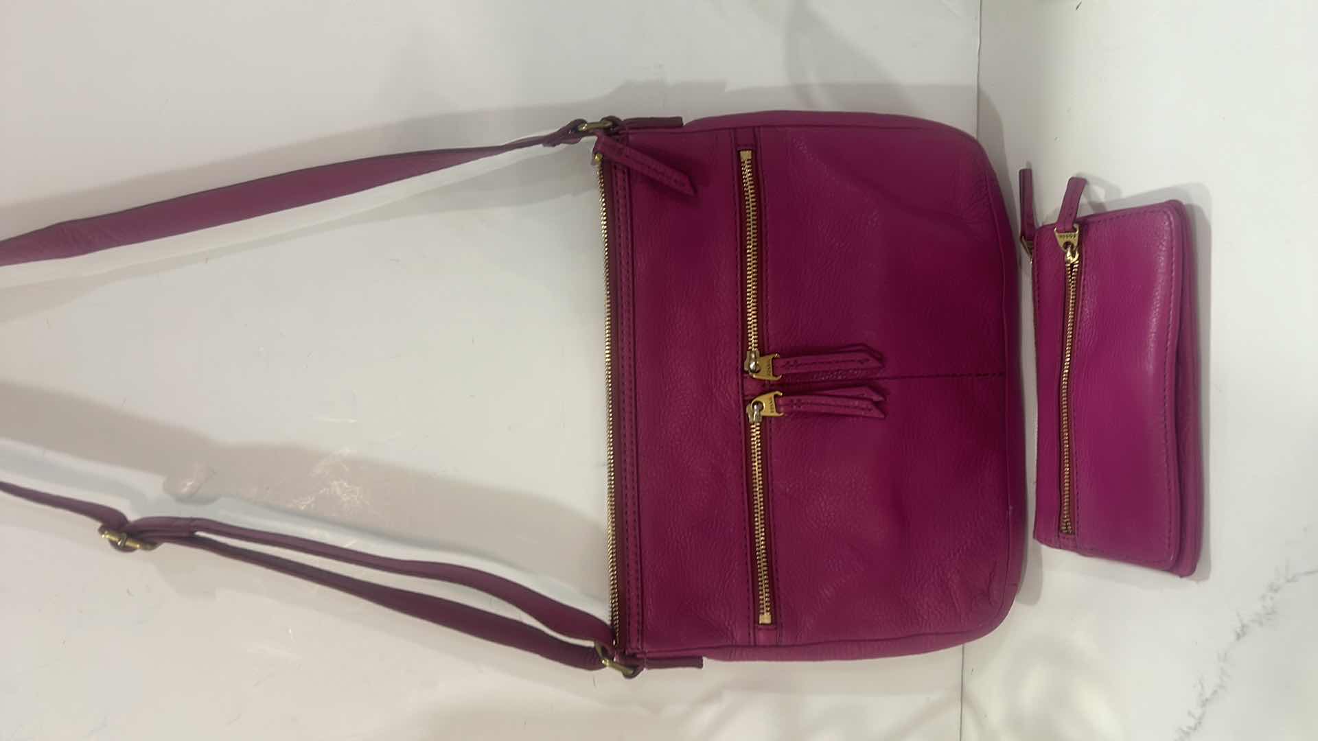 Photo 1 of LADIES FOSSIL PINK HANDBAG AND WALLET