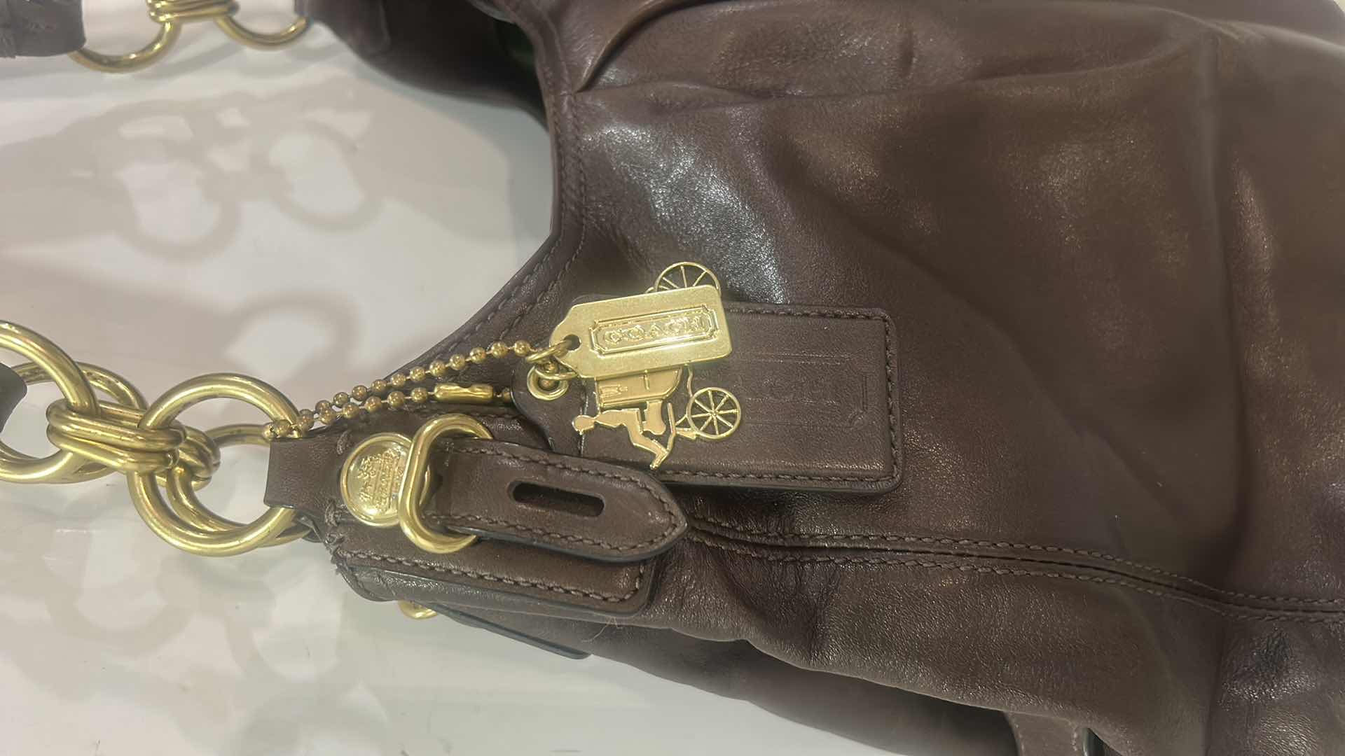 Photo 3 of COACH LADIES HANDBAG