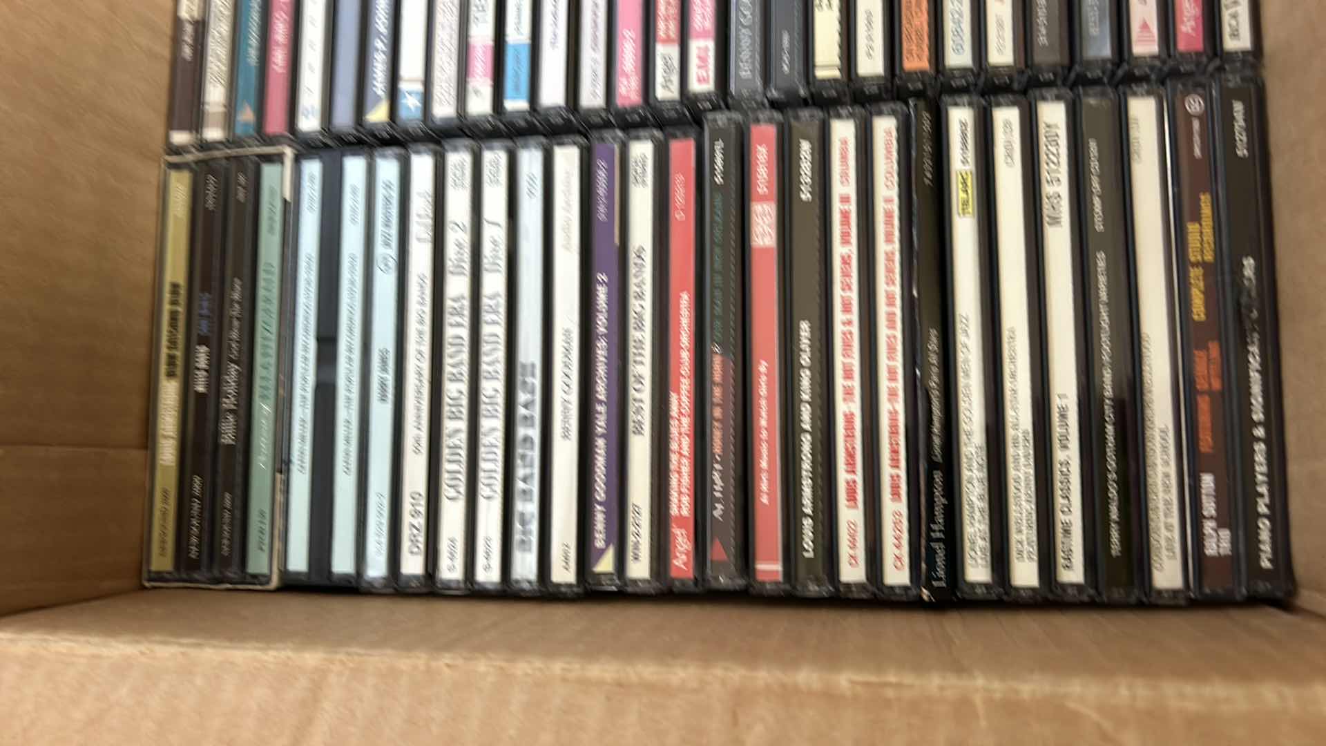 Photo 2 of BOX OF CD’s