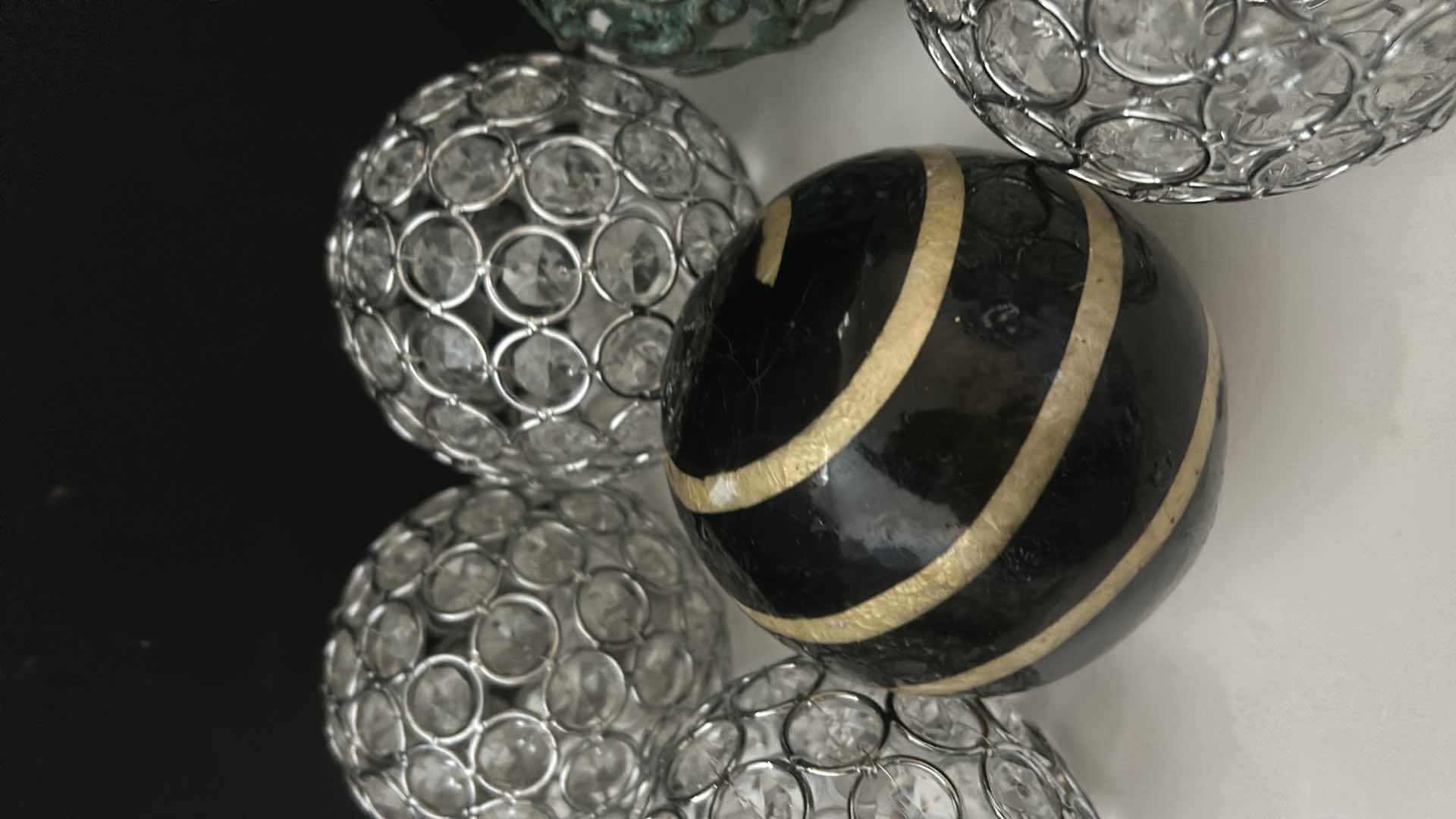 Photo 4 of 6 - 4” DECORATIVE BALLS