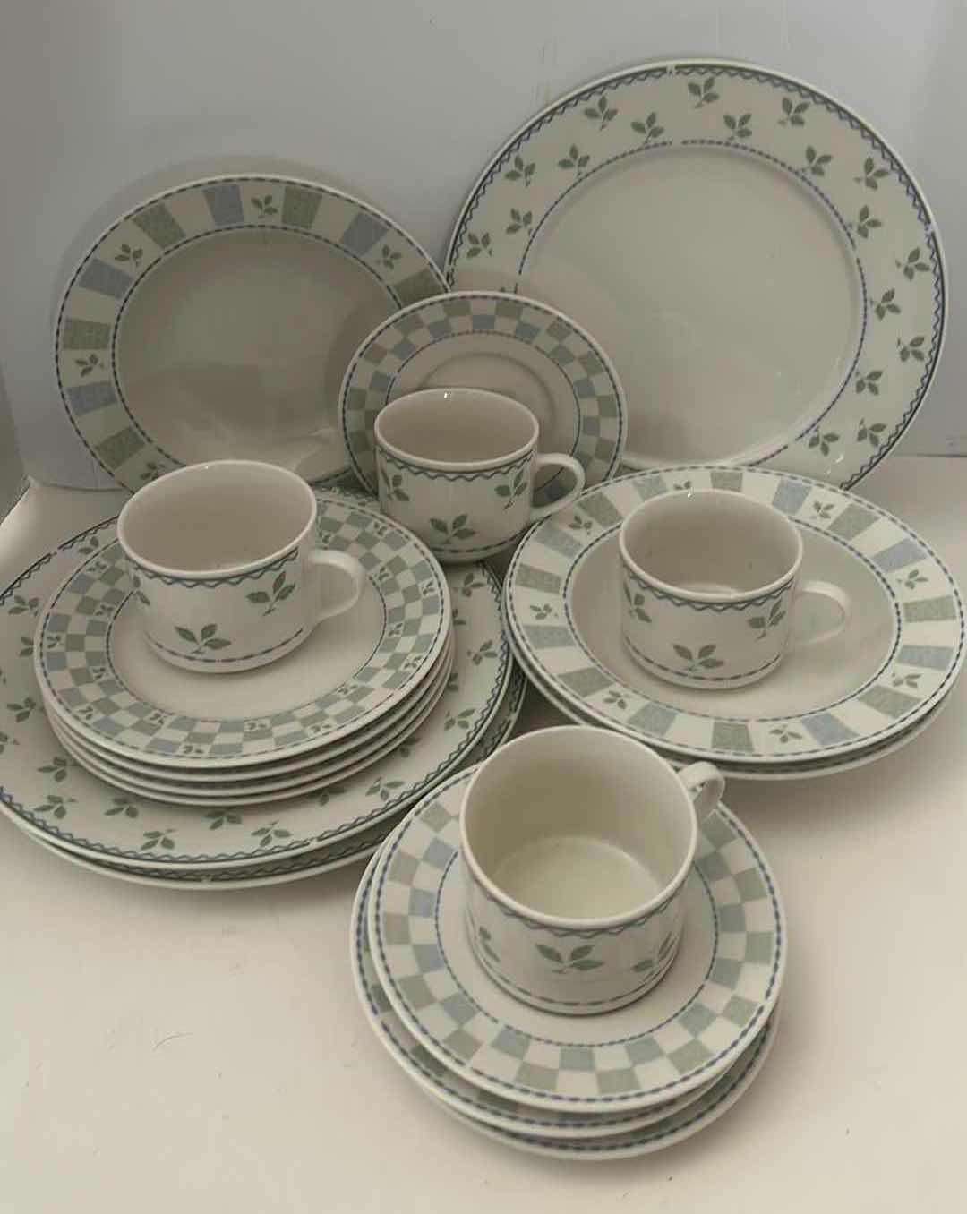 Photo 1 of 18 PC ONEIDA PLATES, BOWLS AND MUGS