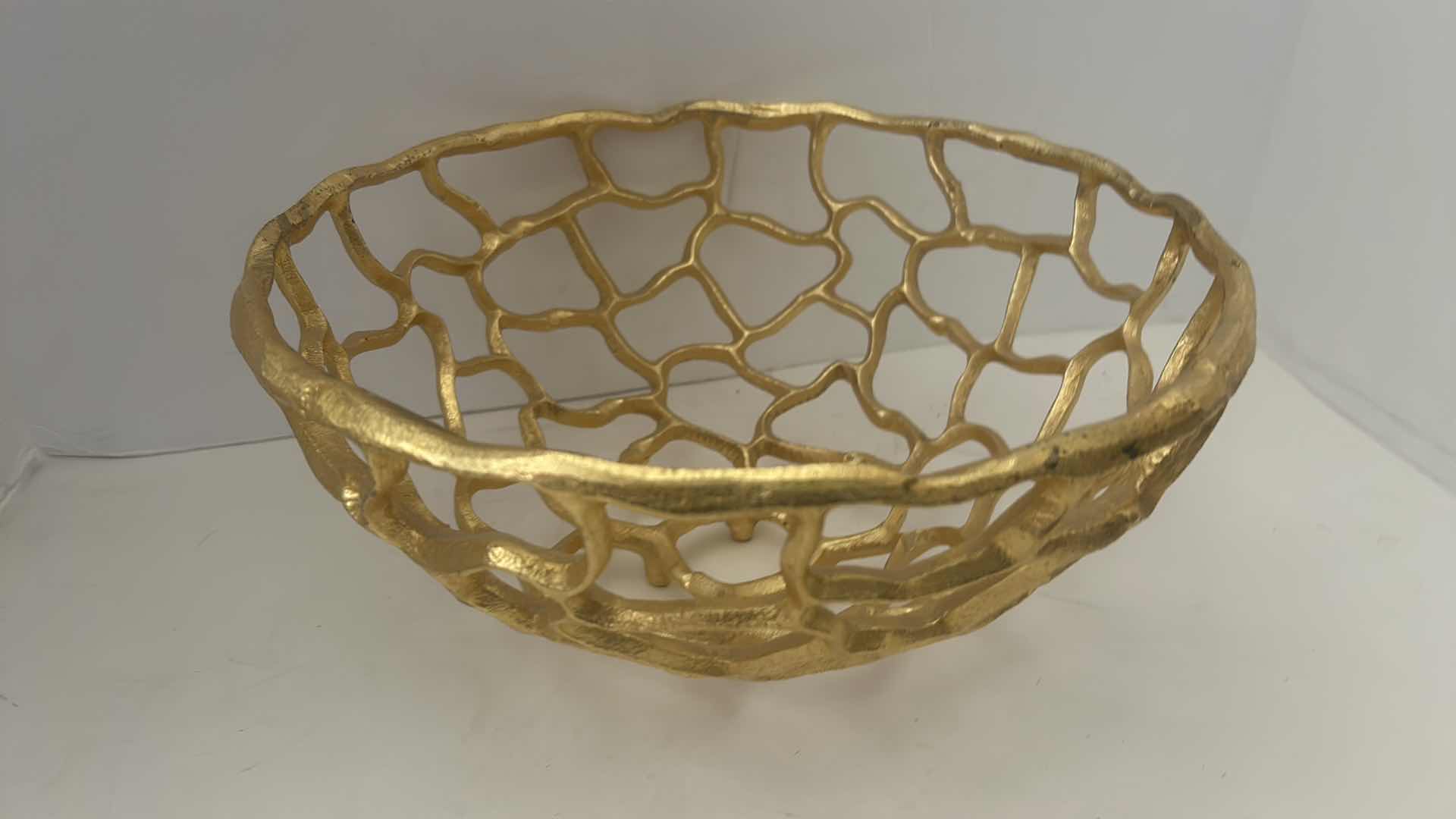 Photo 2 of HOME DECOR - GOLD BOWLS ( LARGEST 12” x H6”