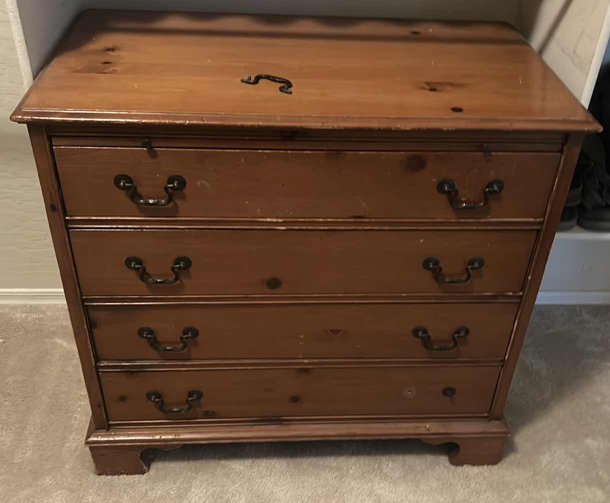 Photo 1 of VINTAGE CHEST OF DRAWERS 32 1/2“ x 18“x H 30“