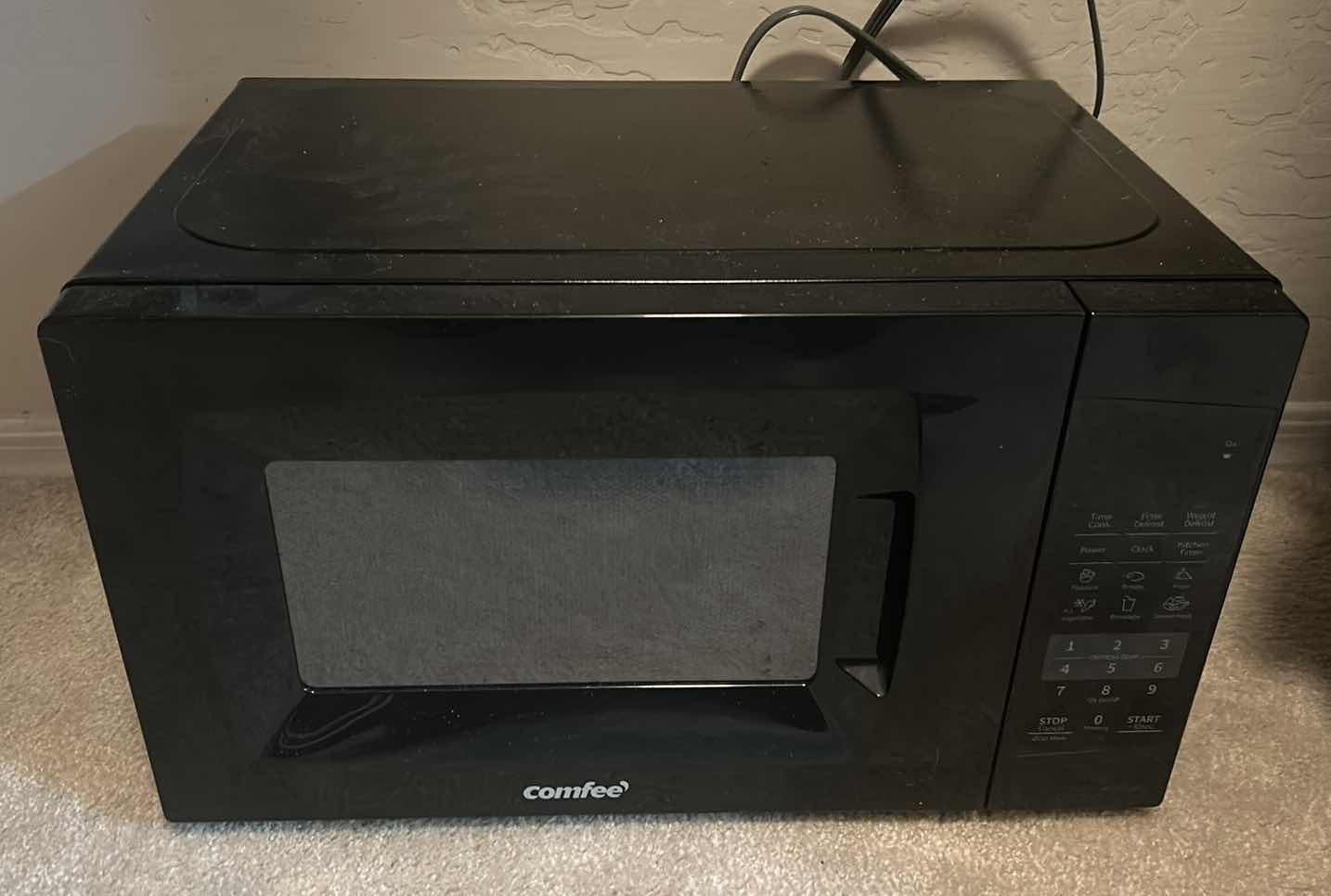 Photo 1 of CONFREE MICROWAVE OVEN