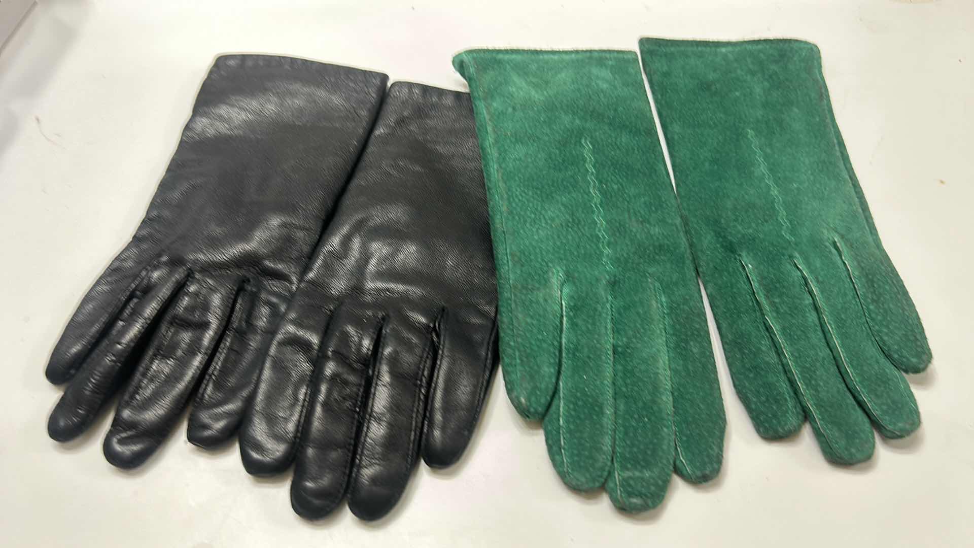 Photo 2 of WOMENS FASHION ACCESSORIES- ITALIAN SILK SCARF, 2 LEATHER GLOVES